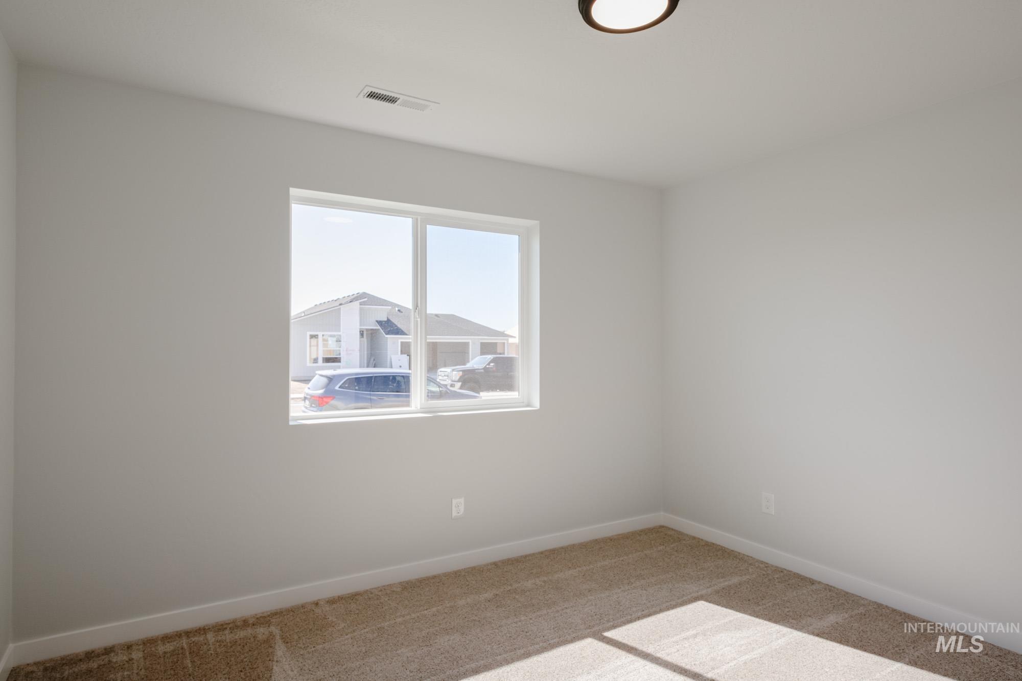 1131 Woods Bog Ct, Middleton, Idaho 83644, 4 Bedrooms, 2 Bathrooms, Residential For Sale, Price $434,990,MLS 98963169