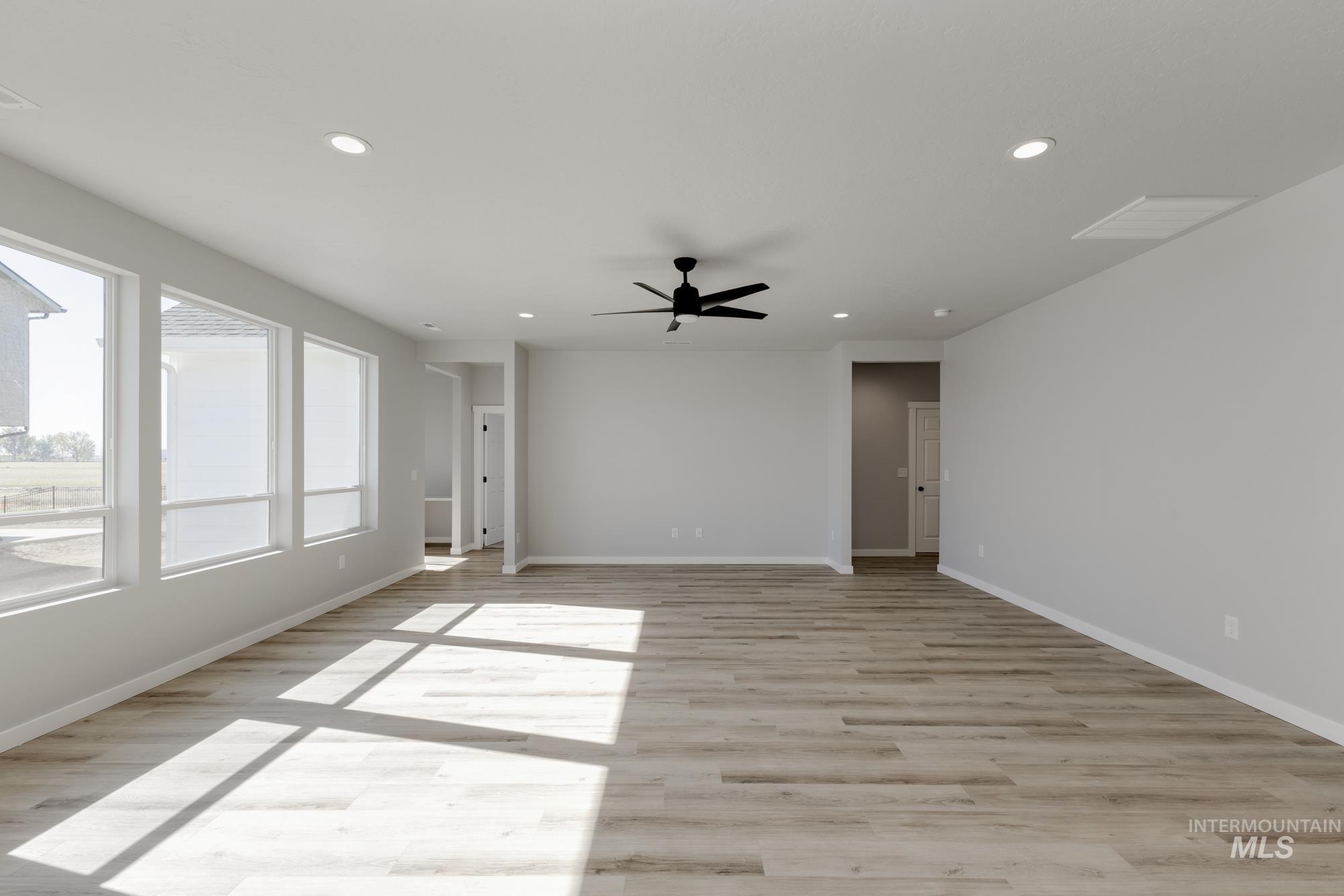 9271 W Blue Lace St, Nampa, Idaho 83687, 4 Bedrooms, 2.5 Bathrooms, Residential For Sale, Price $515,990,MLS 98963170