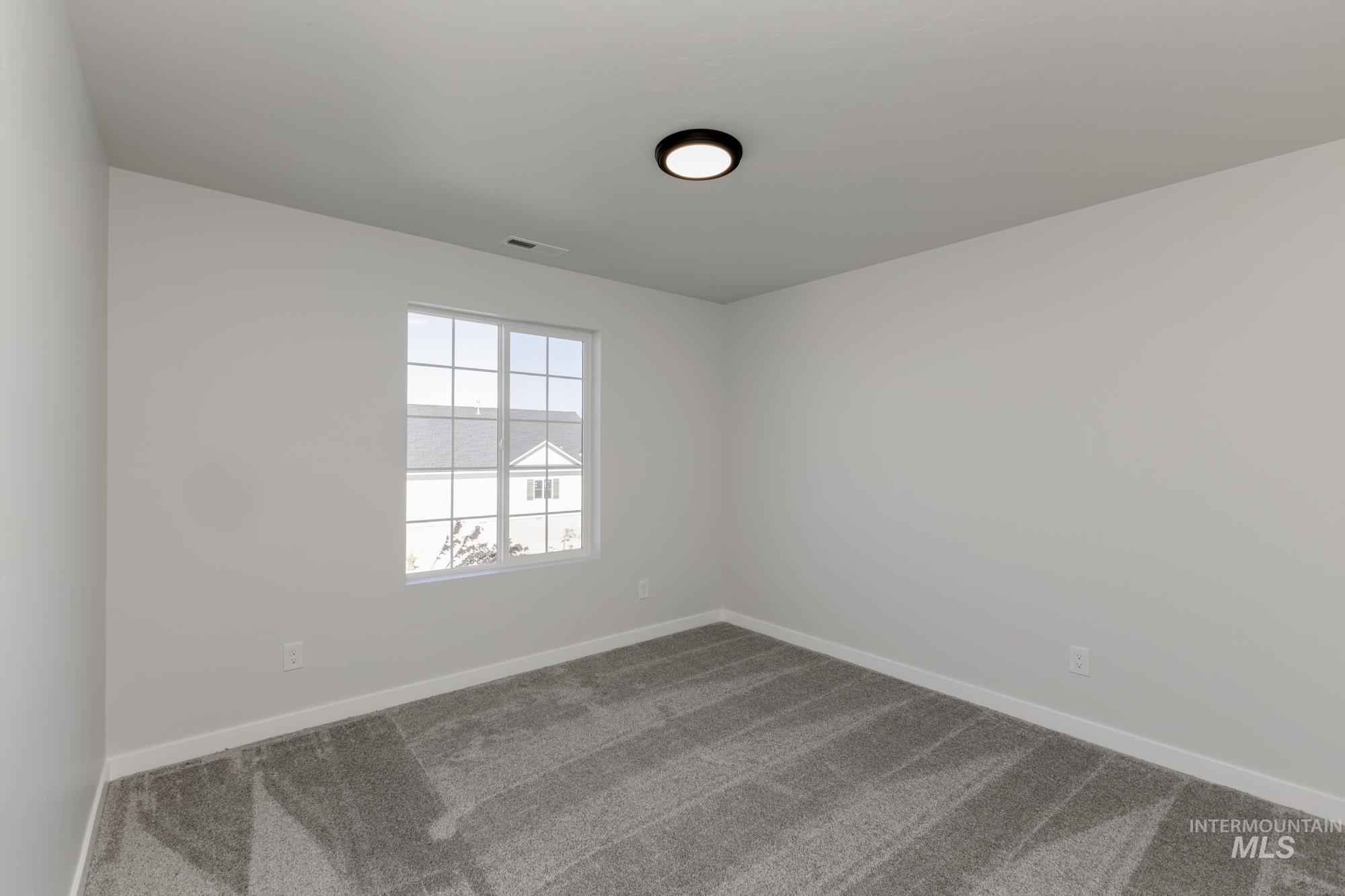 9285 W Blue Lace St, Nampa, Idaho 83687, 5 Bedrooms, 3 Bathrooms, Residential For Sale, Price $479,990,MLS 98963171