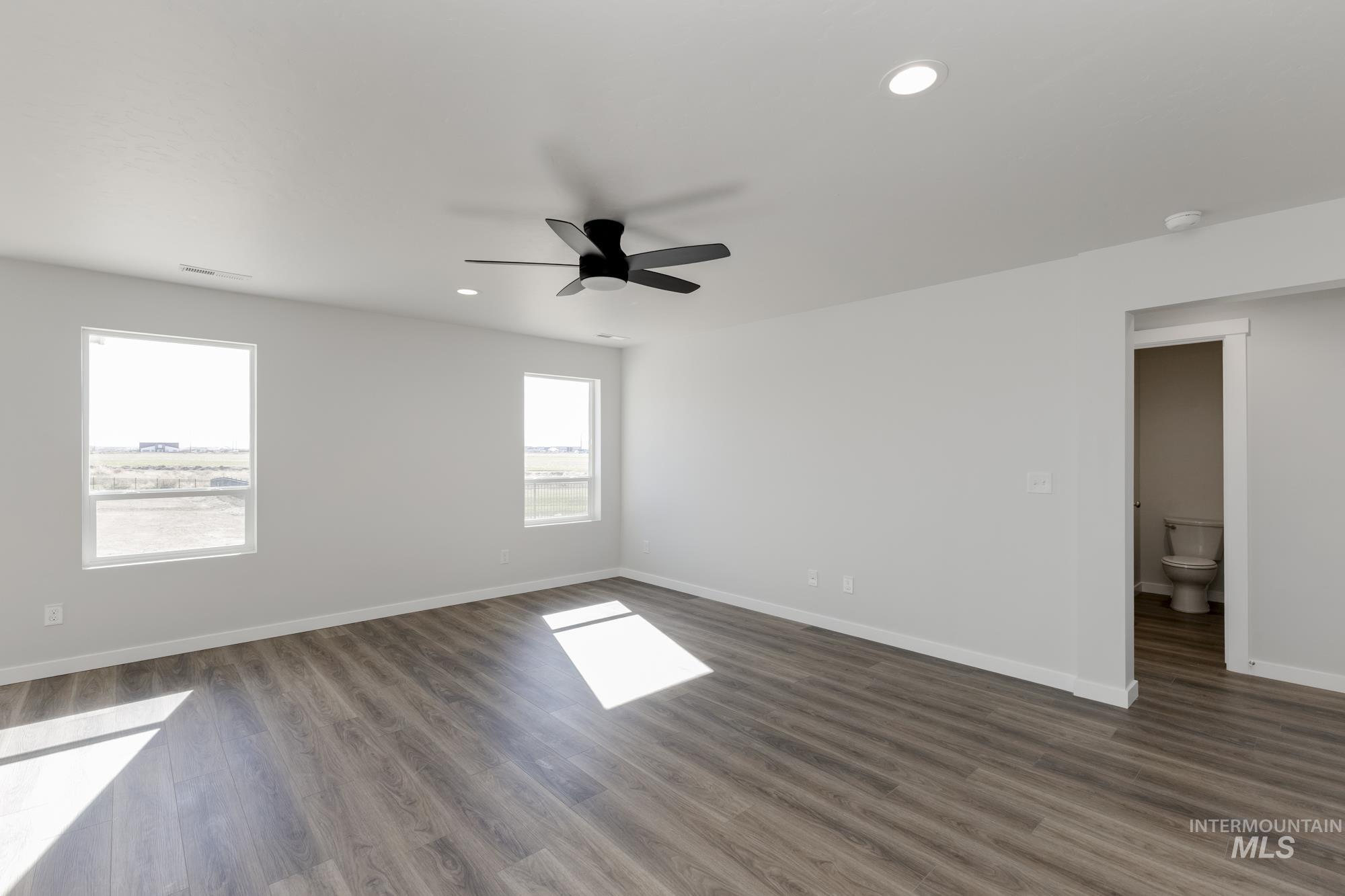 9285 W Blue Lace St, Nampa, Idaho 83687, 5 Bedrooms, 3 Bathrooms, Residential For Sale, Price $479,990,MLS 98963171