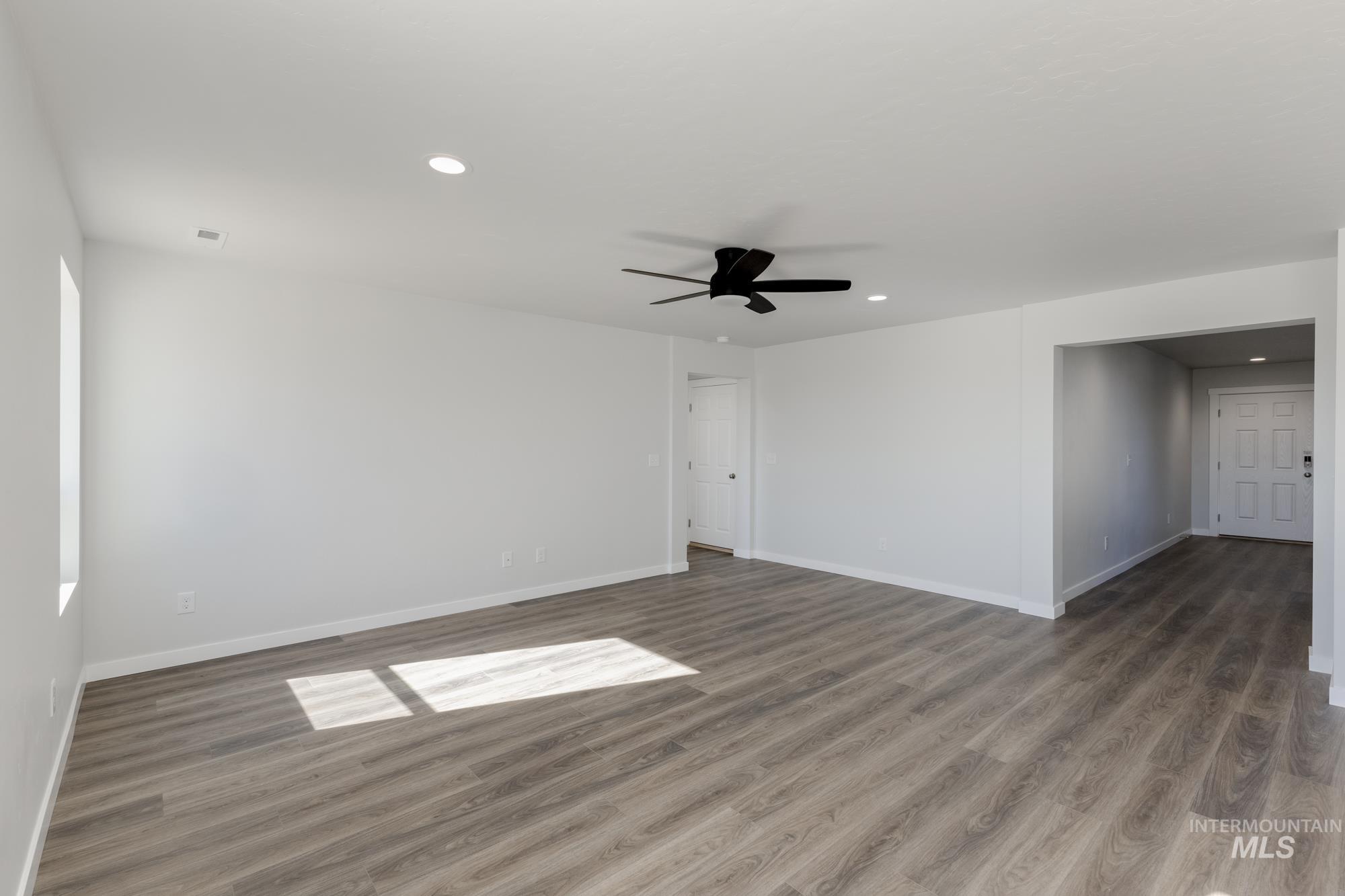 9285 W Blue Lace St, Nampa, Idaho 83687, 5 Bedrooms, 3 Bathrooms, Residential For Sale, Price $479,990,MLS 98963171