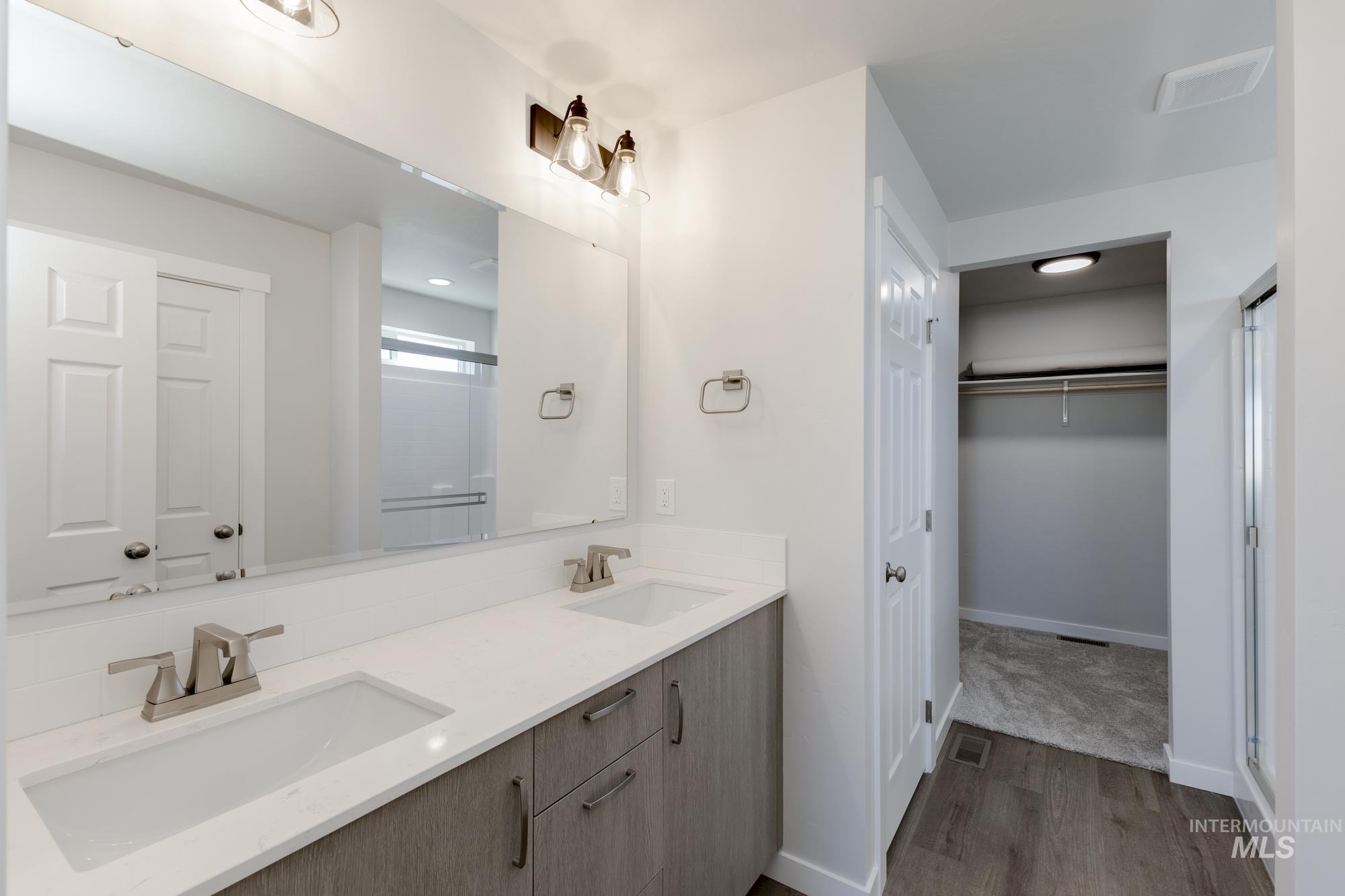 9299 W Blue Lace St, Nampa, Idaho 83687, 4 Bedrooms, 2.5 Bathrooms, Residential For Sale, Price $469,990,MLS 98963172