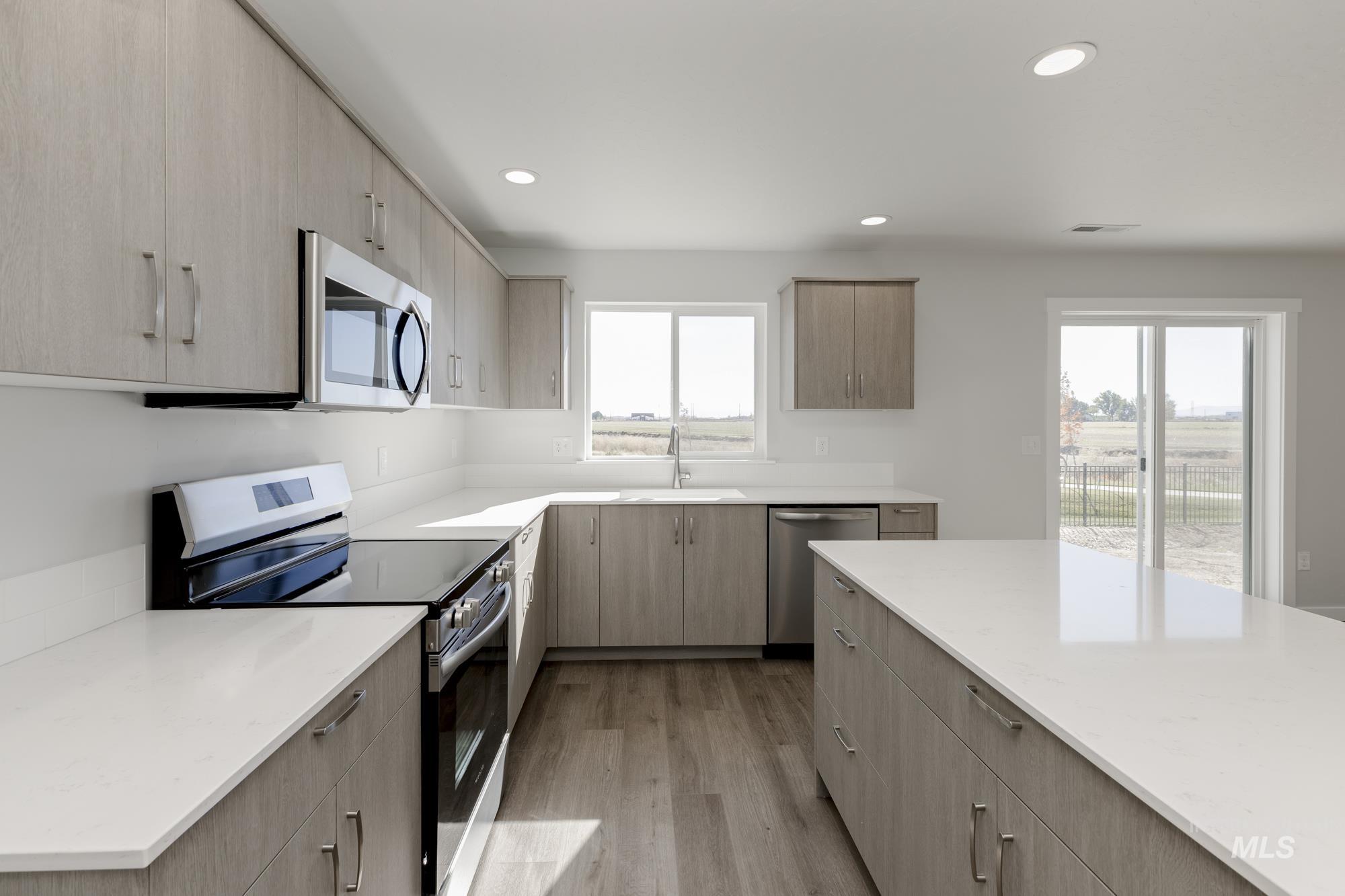 9299 W Blue Lace St, Nampa, Idaho 83687, 4 Bedrooms, 2.5 Bathrooms, Residential For Sale, Price $469,990,MLS 98963172