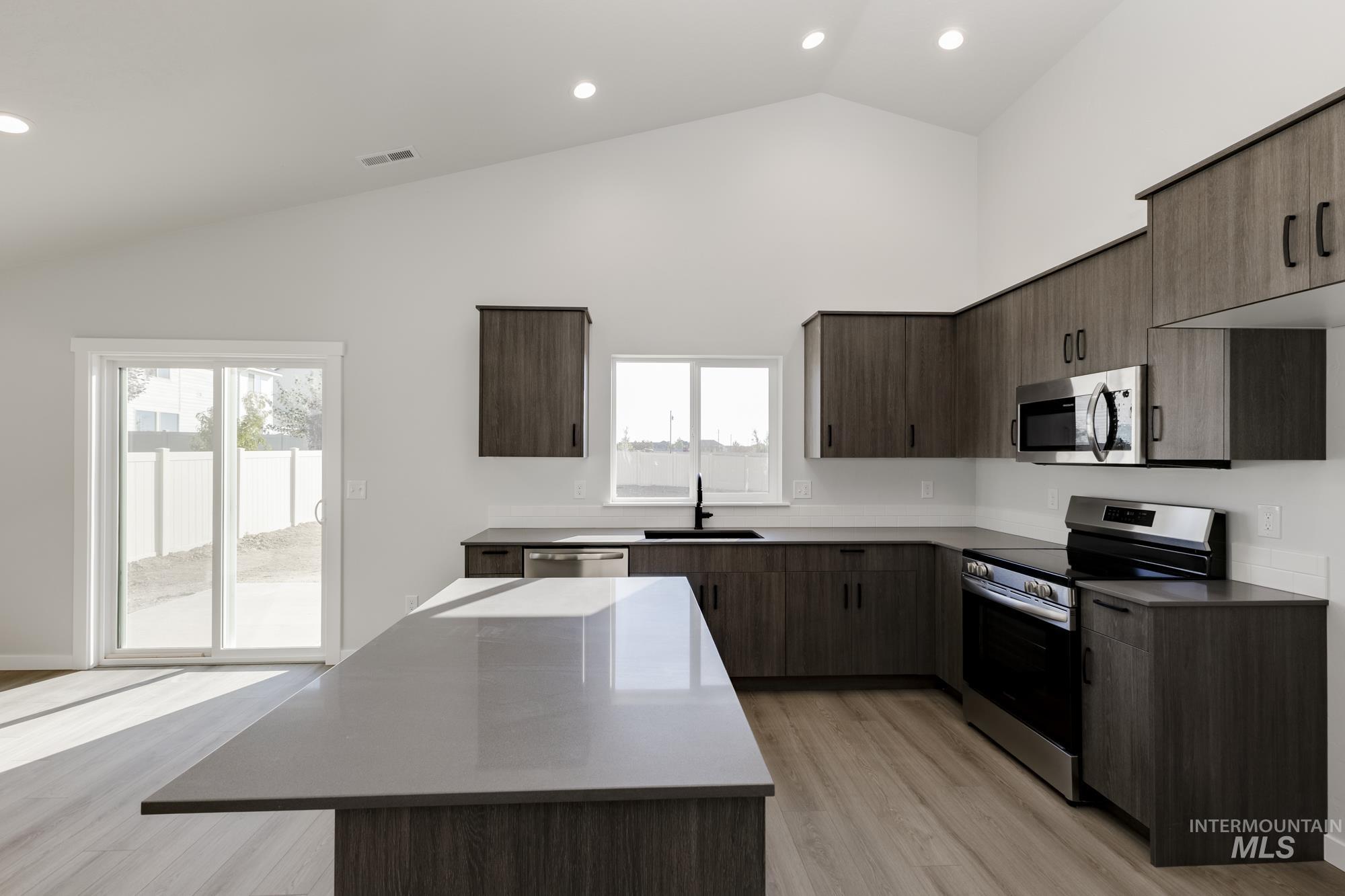 18232 N Lion Head Ave, Nampa, Idaho 83687, 4 Bedrooms, 2 Bathrooms, Residential For Sale, Price $417,990,MLS 98963174