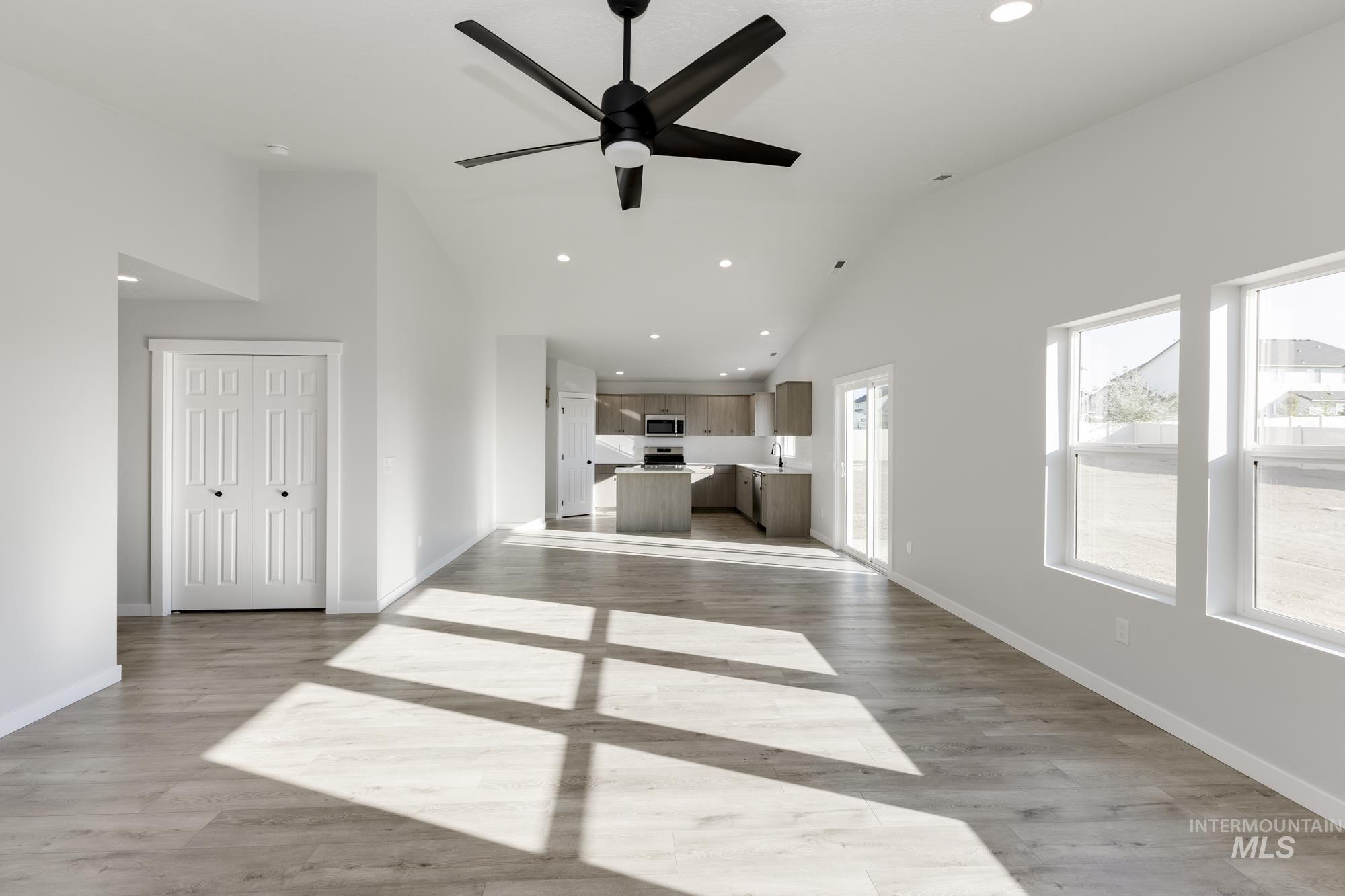 18218 N Lion Head Ave, Nampa, Idaho 83687, 4 Bedrooms, 2 Bathrooms, Residential For Sale, Price $424,990,MLS 98963175