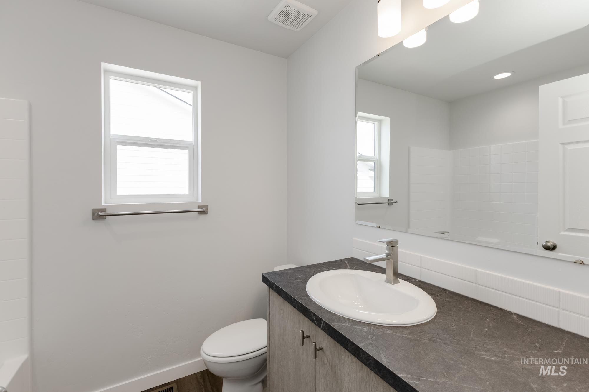 11085 Cart St, Caldwell, Idaho 83605, 3 Bedrooms, 2.5 Bathrooms, Residential For Sale, Price $429,990,MLS 98963176