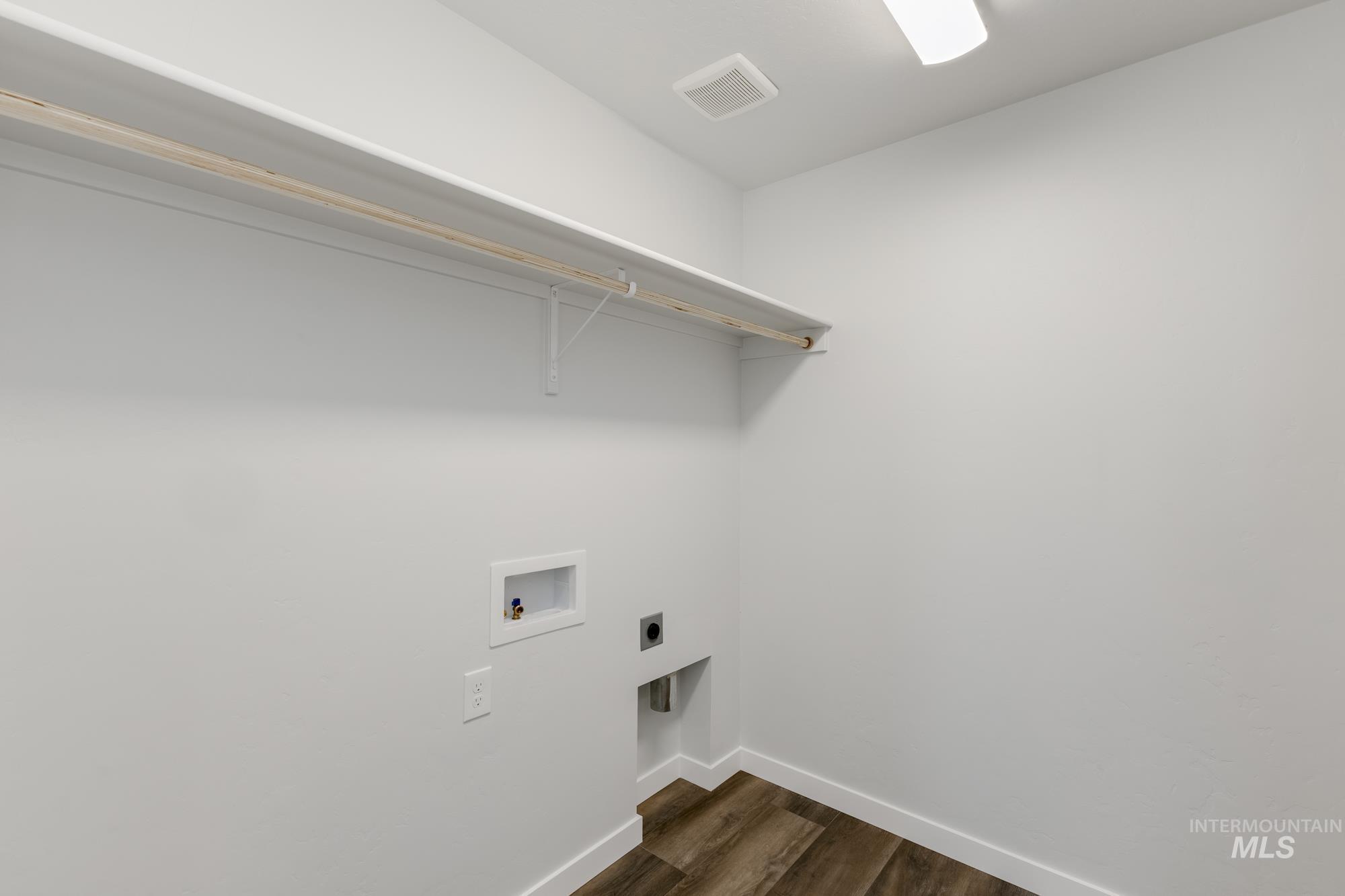 11085 Cart St, Caldwell, Idaho 83605, 3 Bedrooms, 2.5 Bathrooms, Residential For Sale, Price $429,990,MLS 98963176