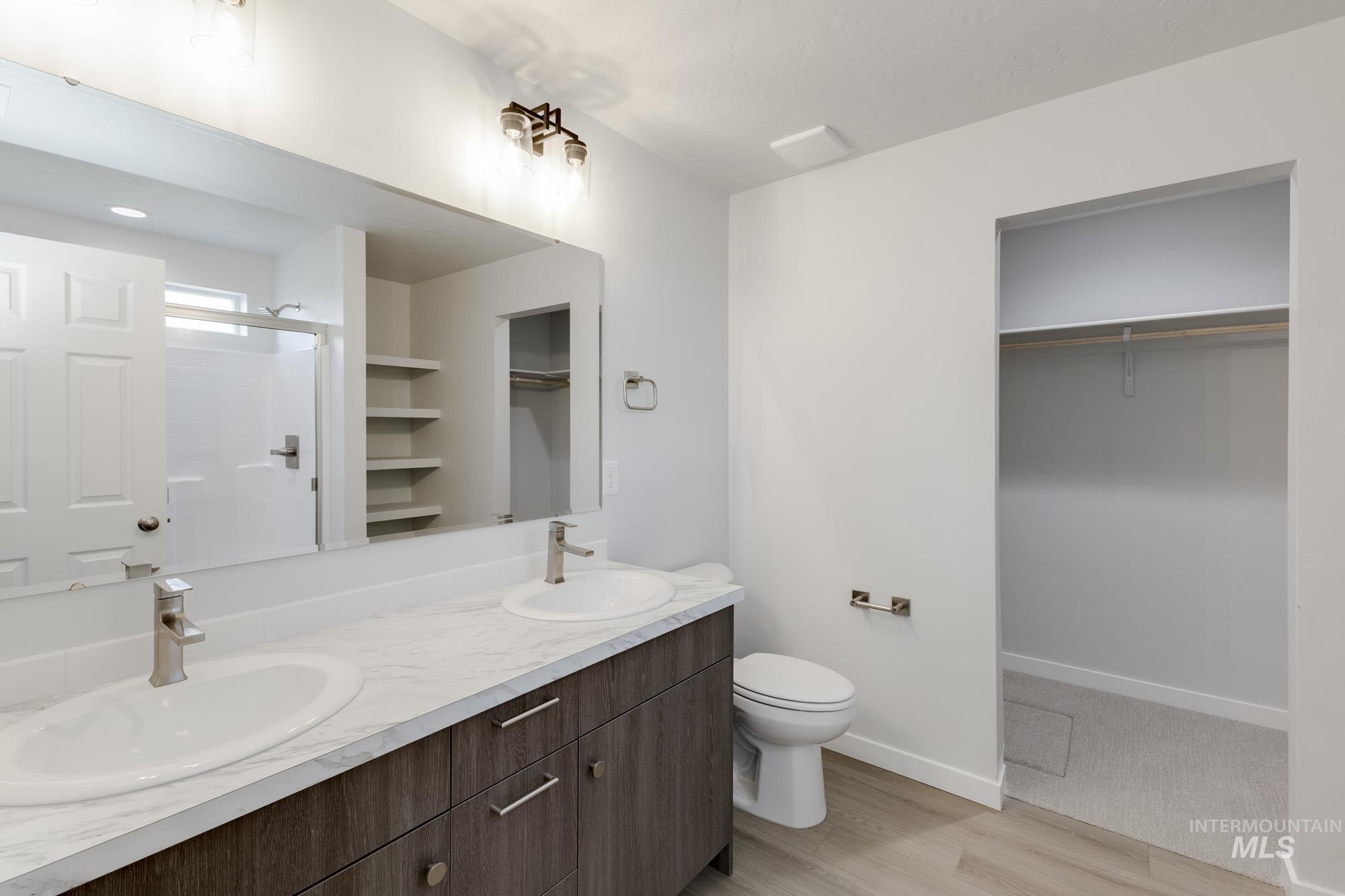 3132 N Arroyo Vista Way, Kuna, Idaho 83634, 3 Bedrooms, 2 Bathrooms, Residential For Sale, Price $394,990,MLS 98963180