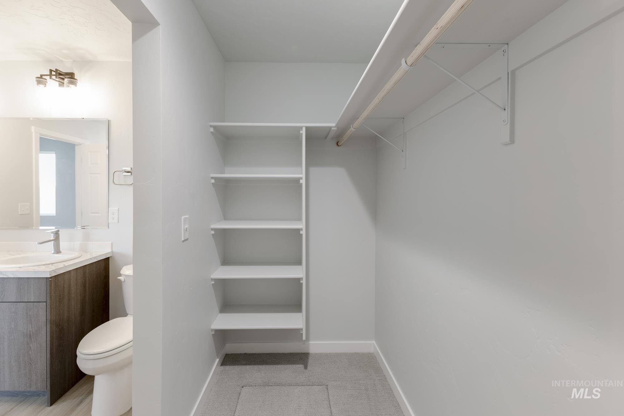 3132 N Arroyo Vista Way, Kuna, Idaho 83634, 3 Bedrooms, 2 Bathrooms, Residential For Sale, Price $394,990,MLS 98963180