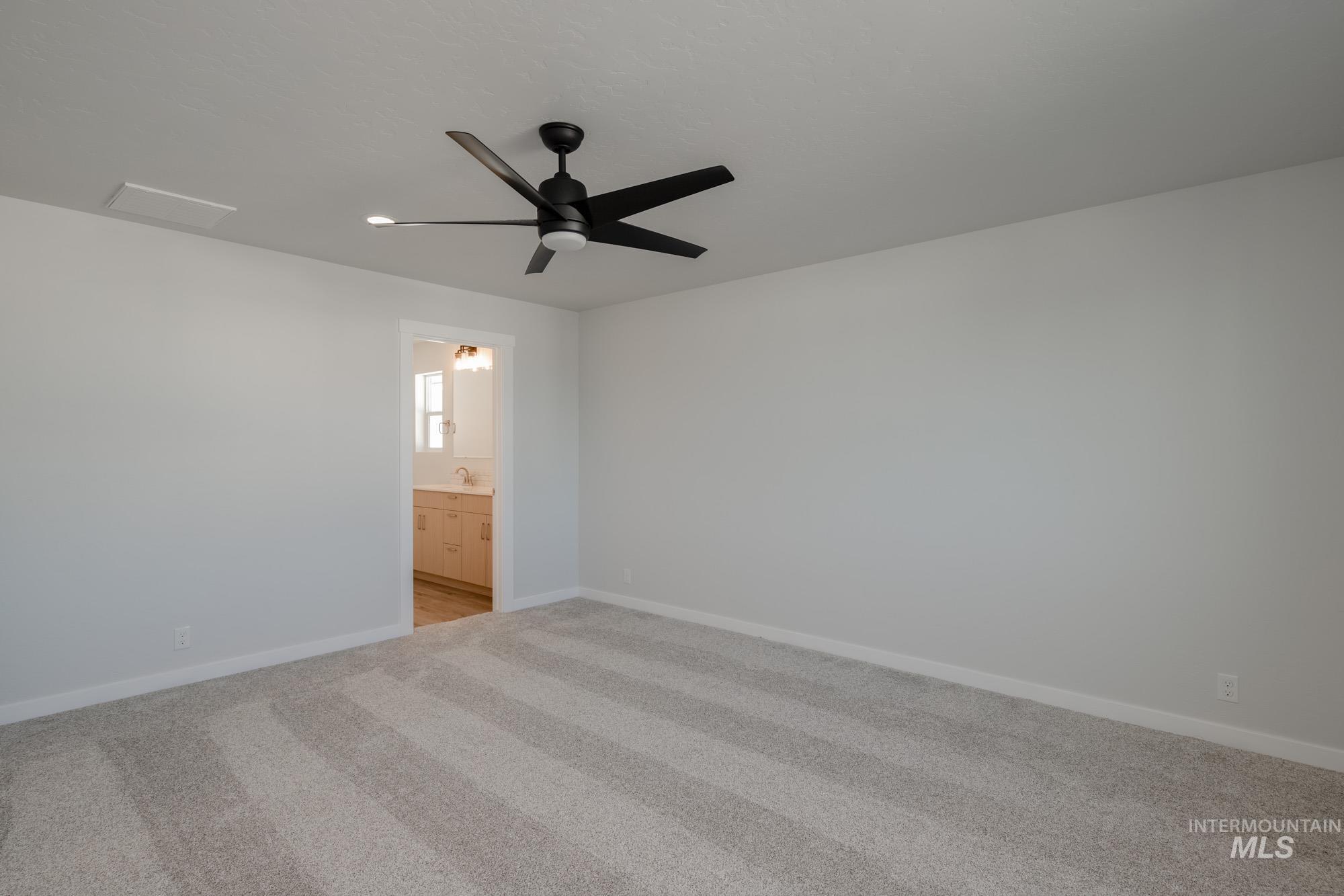 4233 E Hillsong St, Meridian, Idaho 83709, 3 Bedrooms, 2.5 Bathrooms, Residential For Sale, Price $426,990,MLS 98963181