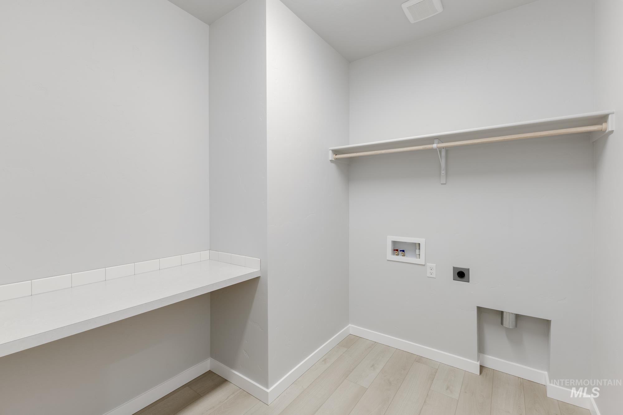 6494 S Sunfish Ave, Boise, Idaho 83709, 5 Bedrooms, 2.5 Bathrooms, Residential For Sale, Price $644,990,MLS 98963182