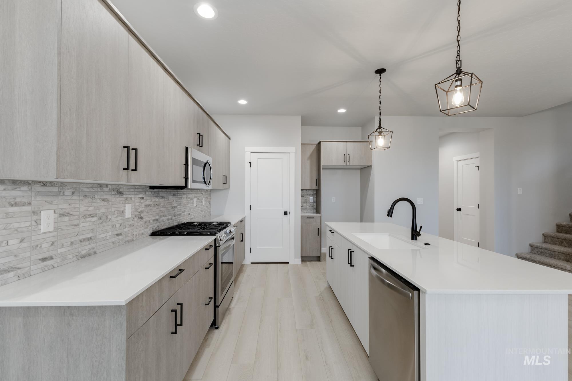 6494 S Sunfish Ave, Boise, Idaho 83709, 5 Bedrooms, 2.5 Bathrooms, Residential For Sale, Price $644,990,MLS 98963182