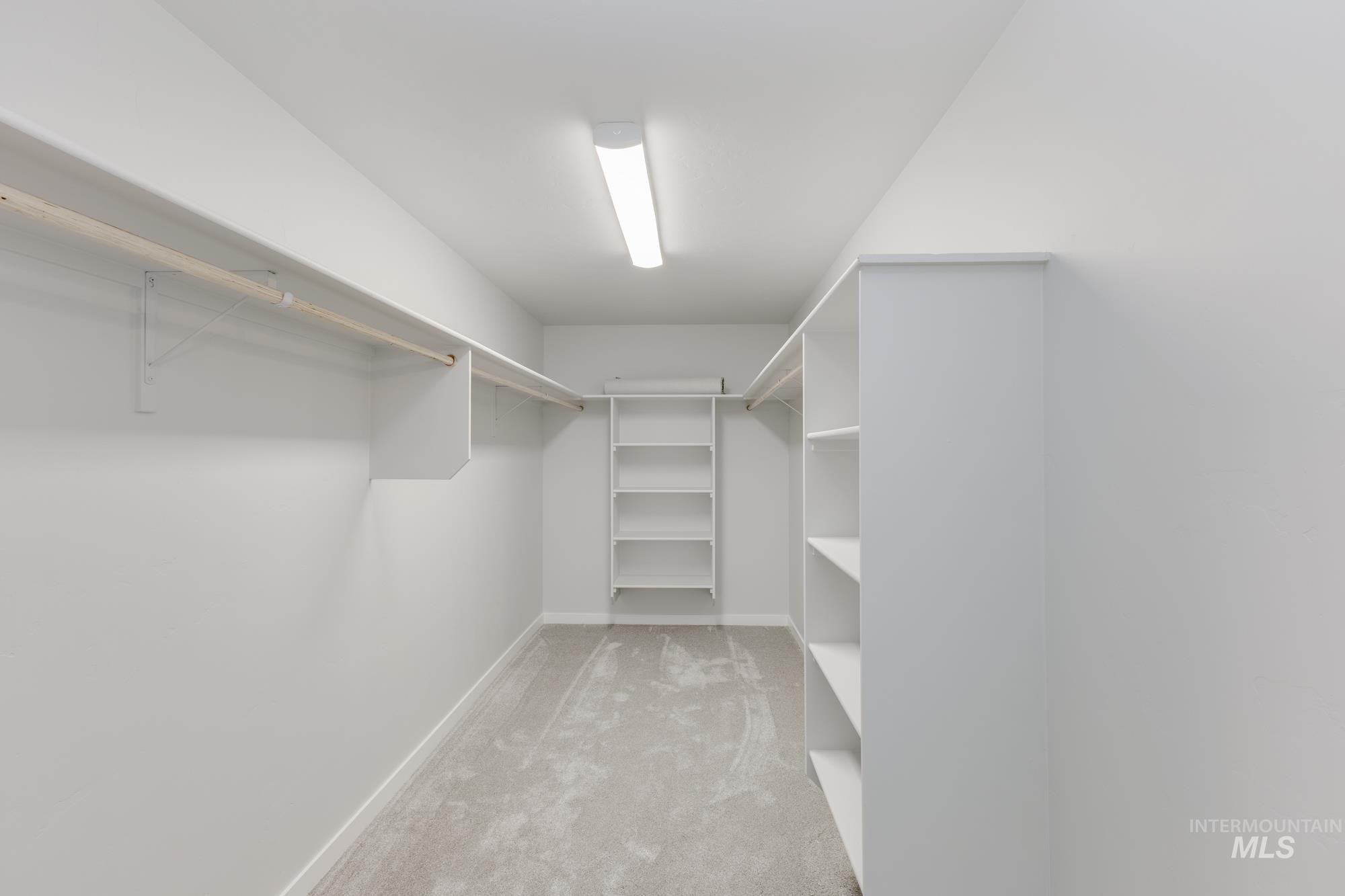 1223 W Pack River Dr, Meridian, Idaho 83642, 5 Bedrooms, 2.5 Bathrooms, Residential For Sale, Price $589,990,MLS 98963190