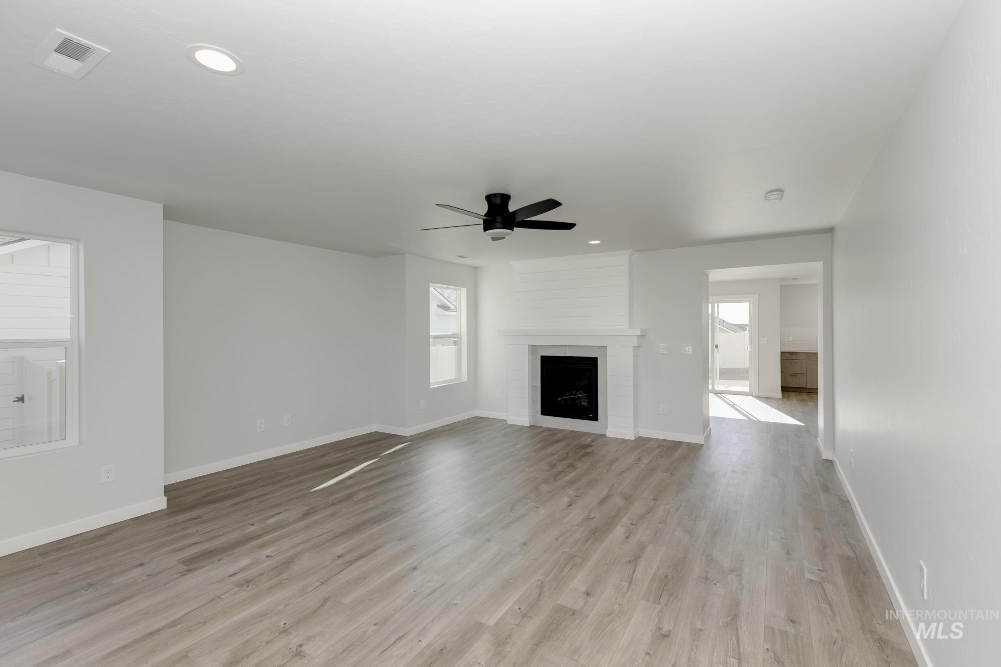 1223 W Pack River Dr, Meridian, Idaho 83642, 5 Bedrooms, 2.5 Bathrooms, Residential For Sale, Price $589,990,MLS 98963190