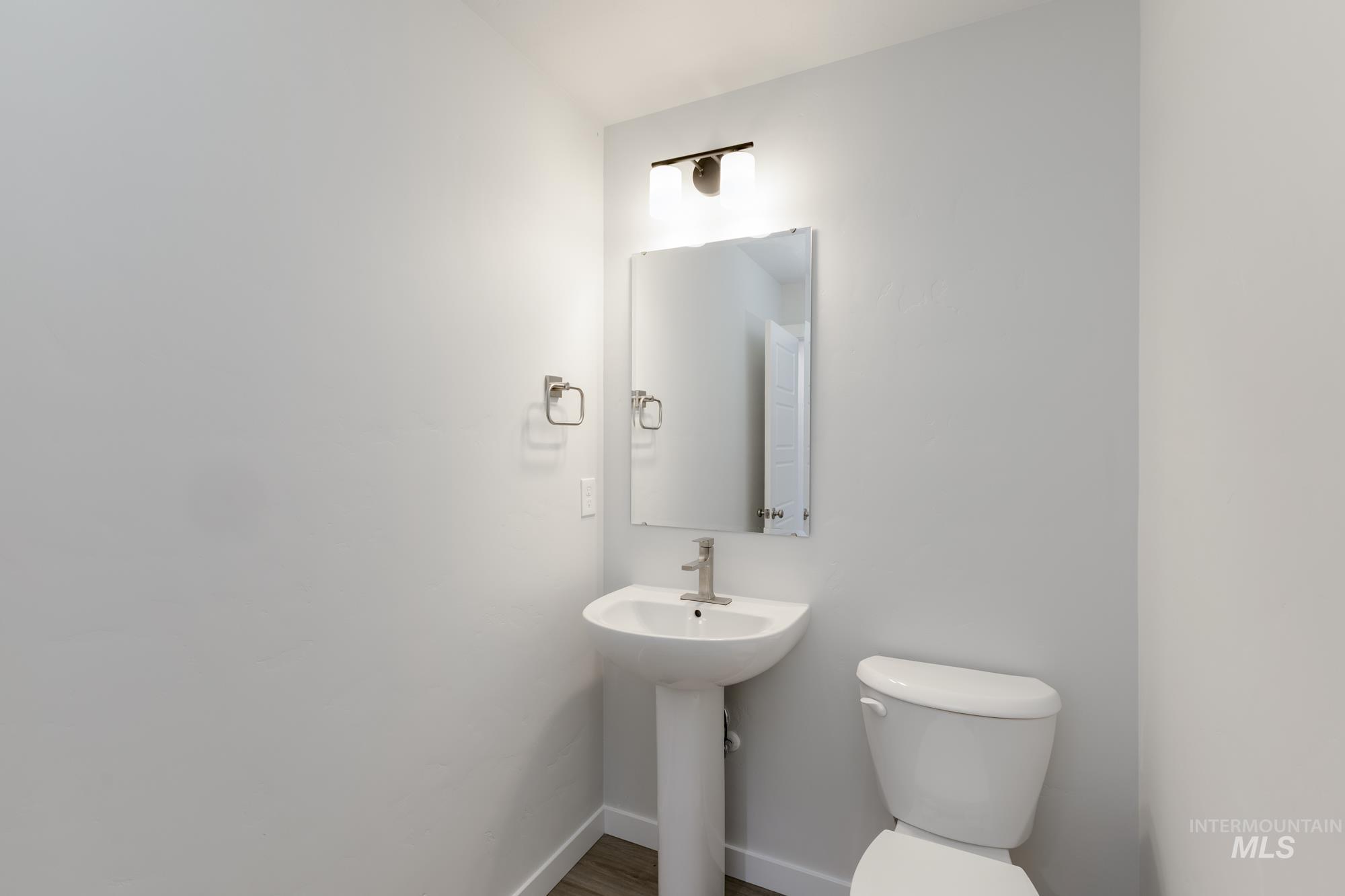 16713 Carlin Ave, Caldwell, Idaho 83607, 4 Bedrooms, 2.5 Bathrooms, Residential For Sale, Price $459,990,MLS 98963194