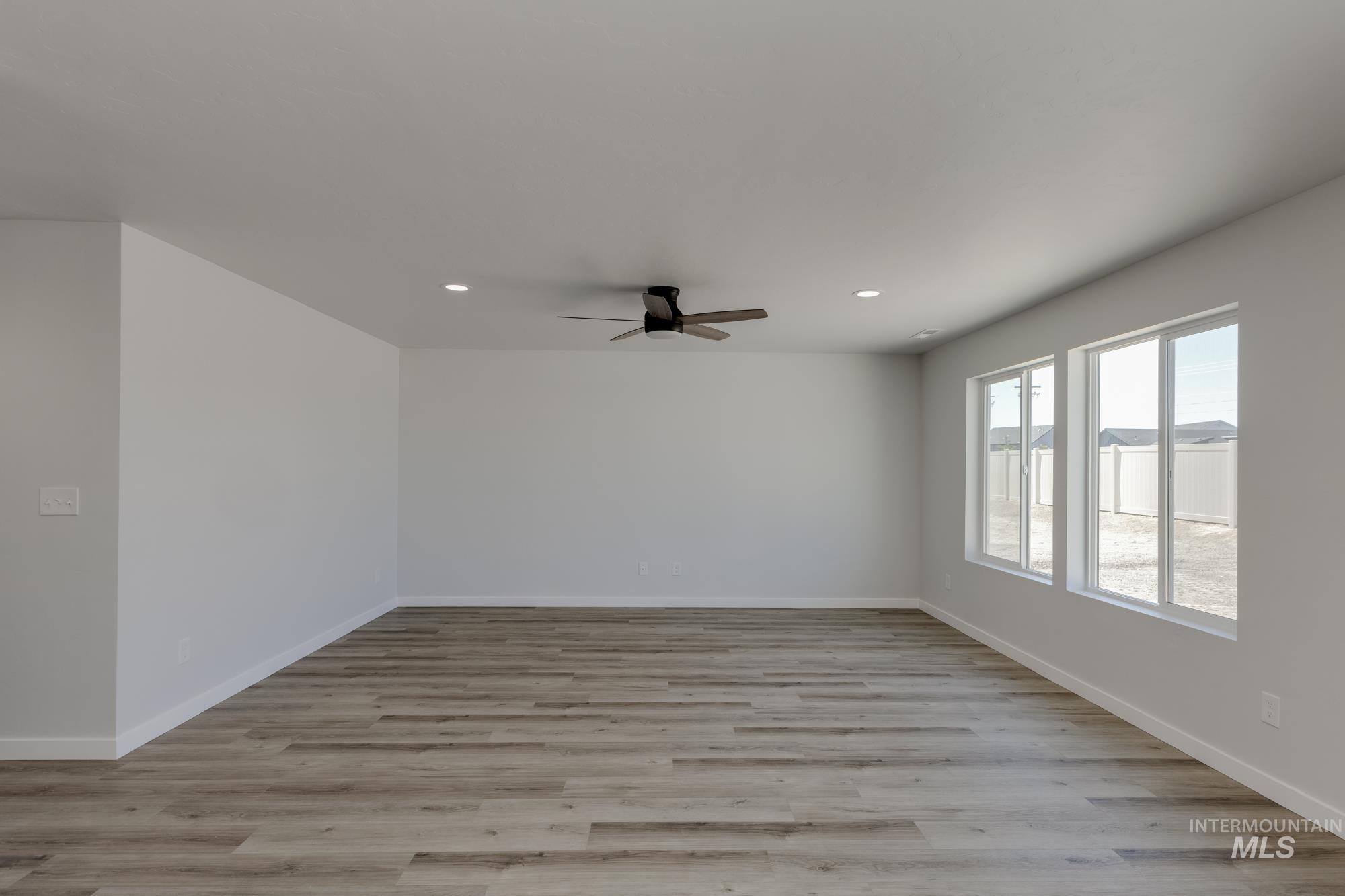 16713 Carlin Ave, Caldwell, Idaho 83607, 4 Bedrooms, 2.5 Bathrooms, Residential For Sale, Price $459,990,MLS 98963194