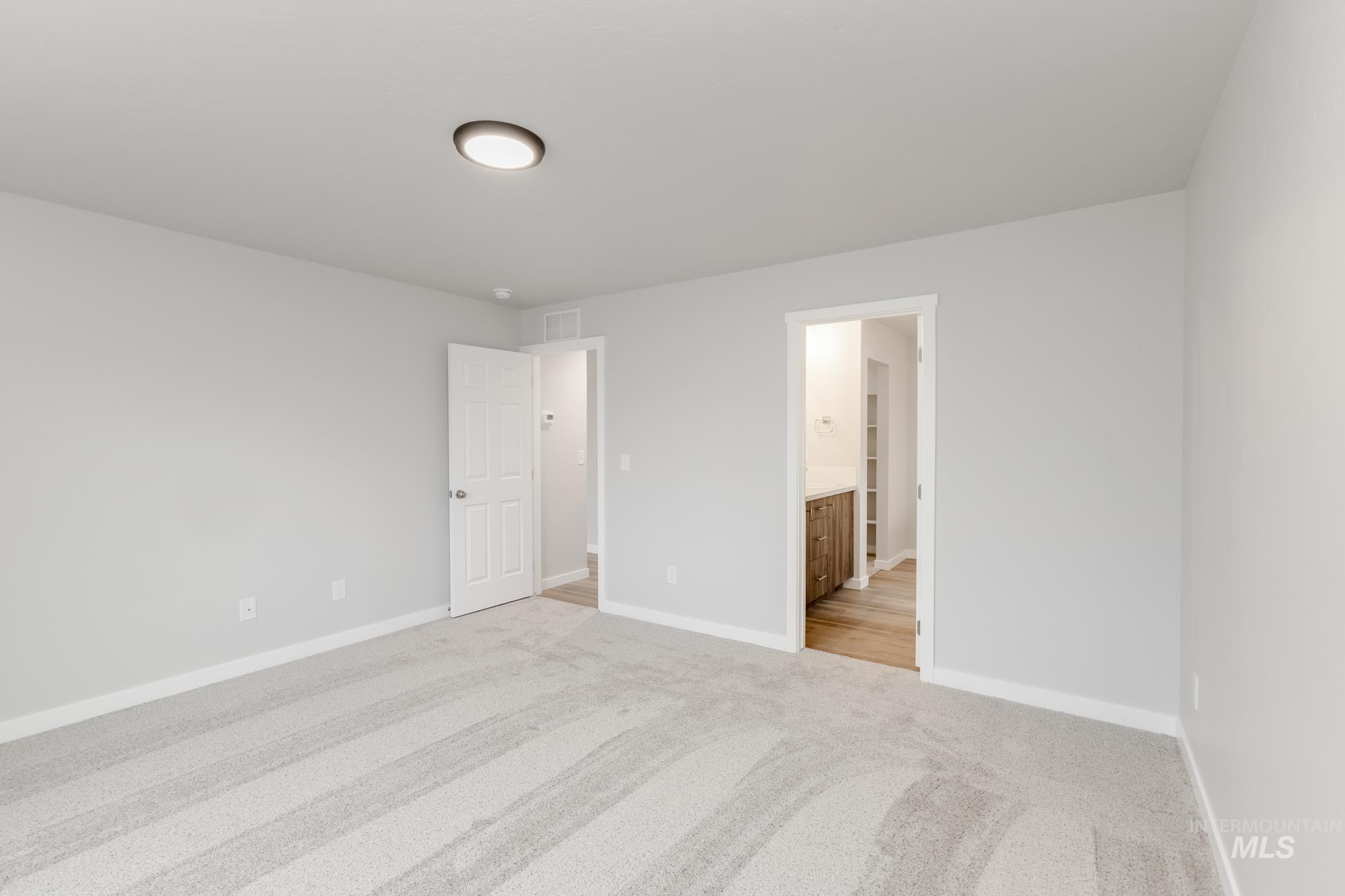 16317 Fill Ave, Caldwell, Idaho 83607, 3 Bedrooms, 2 Bathrooms, Residential For Sale, Price $404,990,MLS 98963196