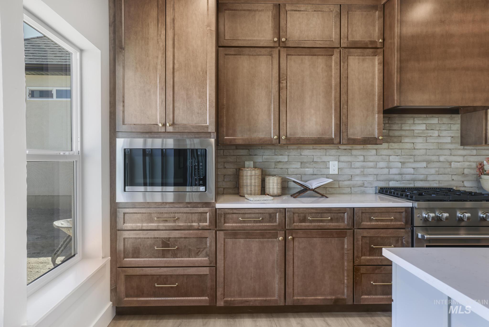 2209 Kooskia Loop, Twin Falls, Idaho 83301-5994, 5 Bedrooms, 3.5 Bathrooms, Residential For Sale, Price $635,000,MLS 98963207