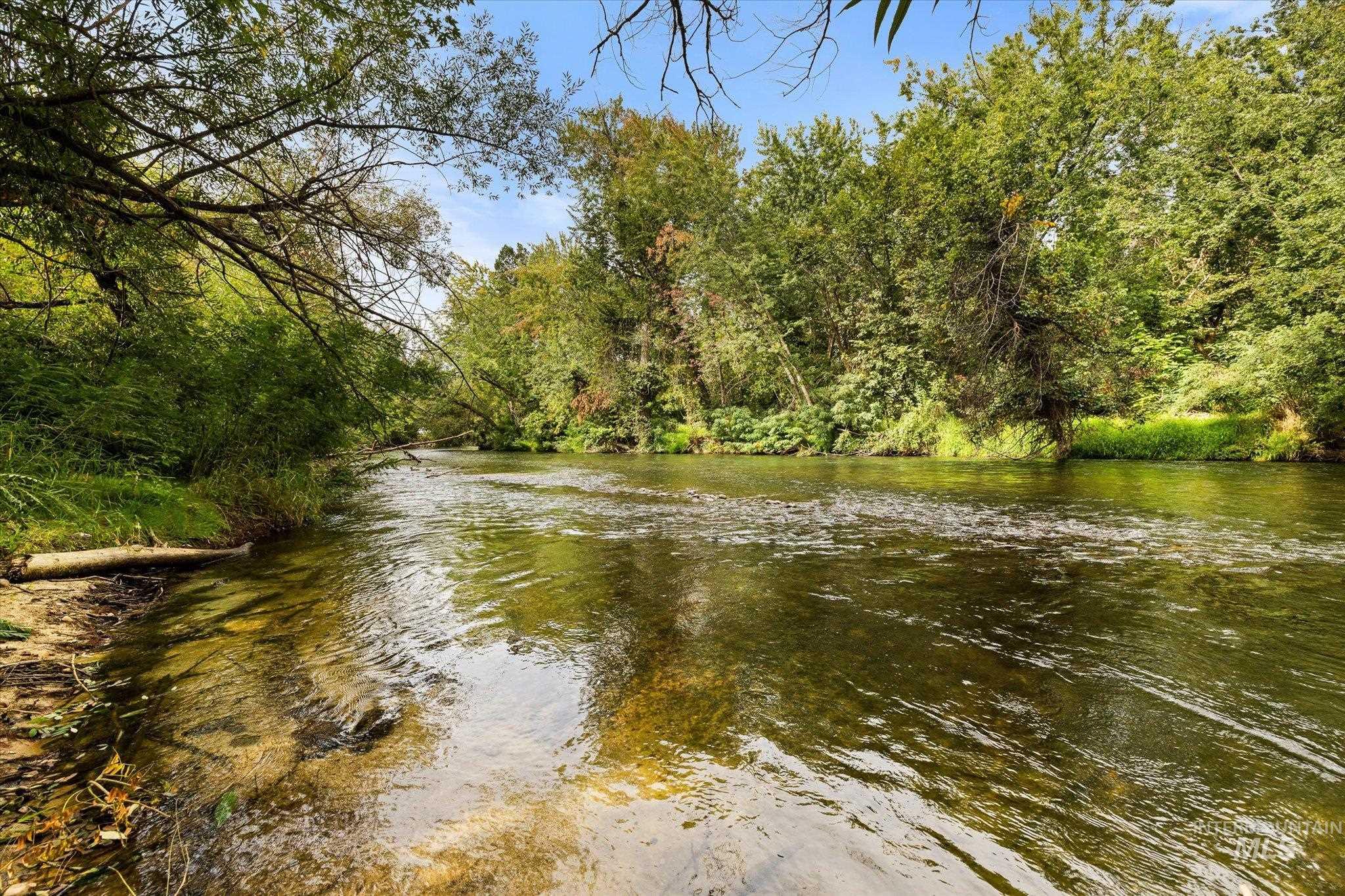 226 E Riversedge Dr., Eagle, Idaho 83616, 4 Bedrooms, 4.5 Bathrooms, Residential For Sale, Price $2,390,000,MLS 98963217