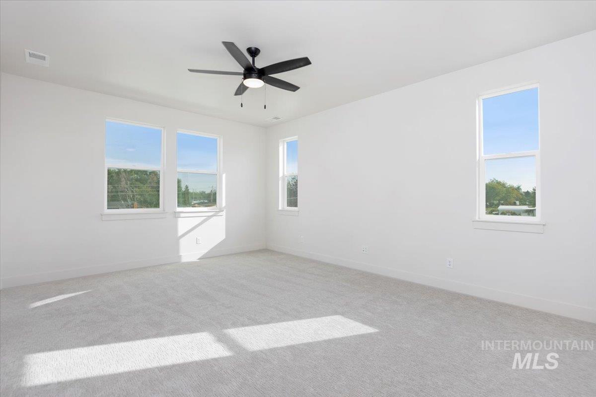 160 Maxine Lane West, Kimberly, Idaho 83341, 5 Bedrooms, 3 Bathrooms, Residential For Sale, Price $619,900,MLS 98963225