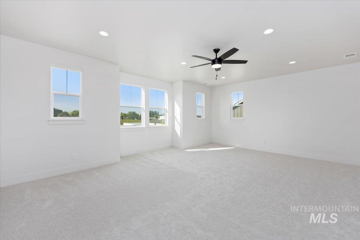 160 Maxine Lane West, Kimberly, Idaho 83341, 5 Bedrooms, 3 Bathrooms, Residential For Sale, Price $619,900,MLS 98963225