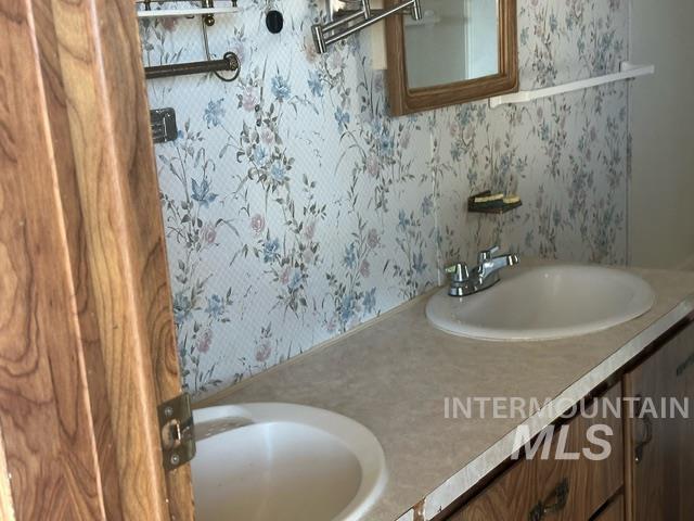4417 Oak Road, Ontario, Oregon 97914, 3 Bedrooms, 2 Bathrooms, Residential For Sale, Price $850,000,MLS 98963229