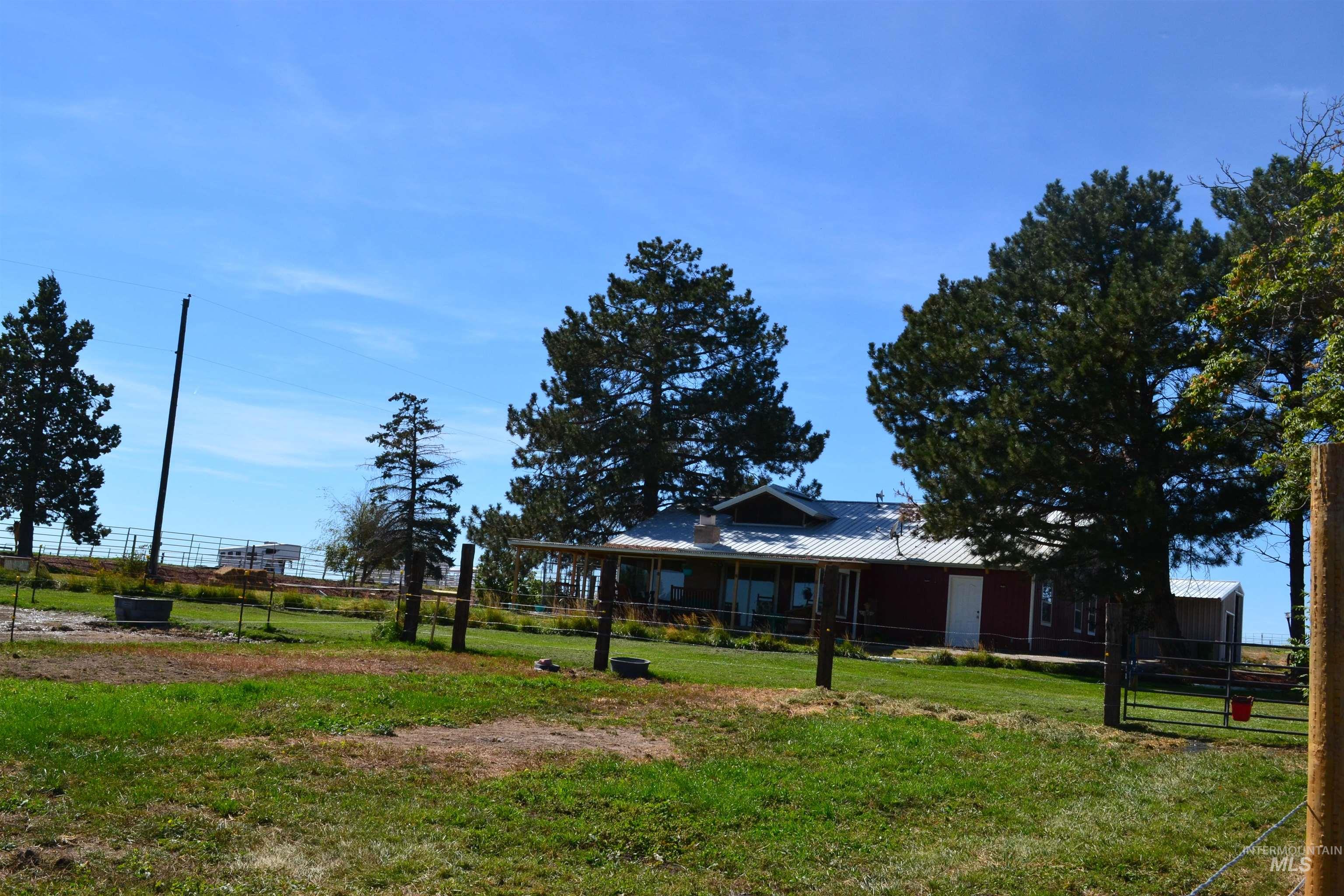 4417 Oak Road, Ontario, Oregon 97914, 3 Bedrooms, 2 Bathrooms, Farm & Ranch For Sale, Price $850,000,MLS 98963237