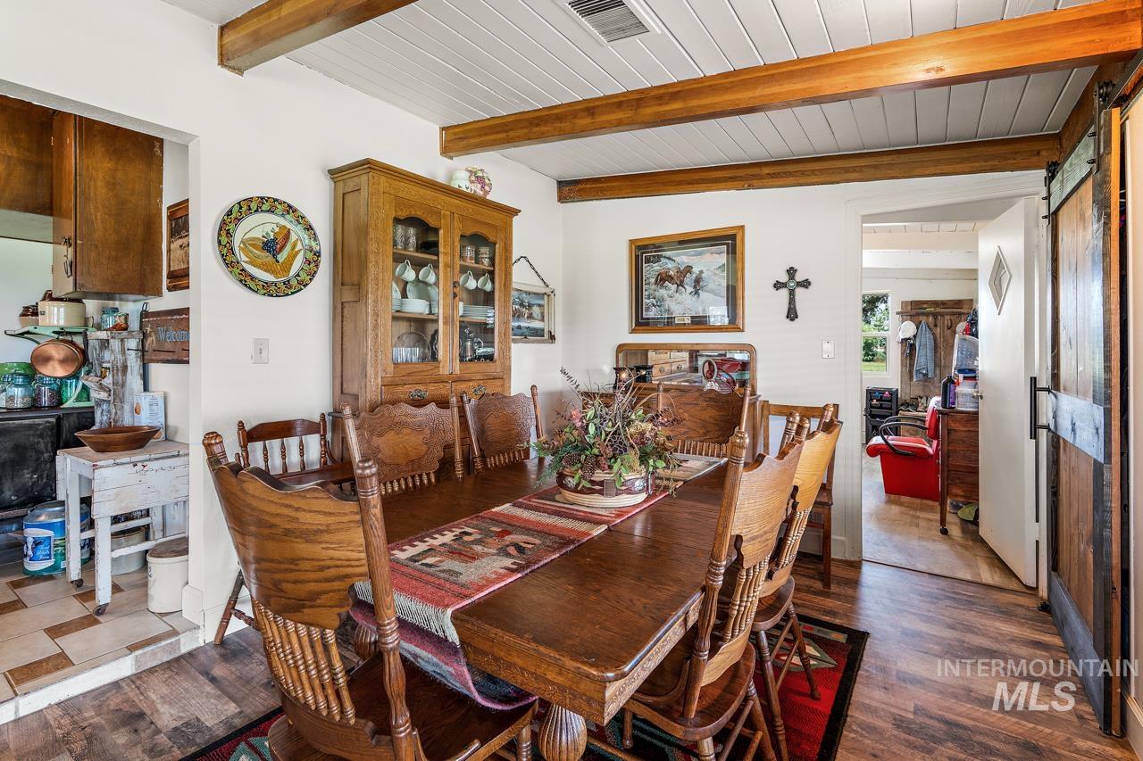 4417 Oak Road, Ontario, Oregon 97914, 3 Bedrooms, 2 Bathrooms, Farm & Ranch For Sale, Price $850,000,MLS 98963237