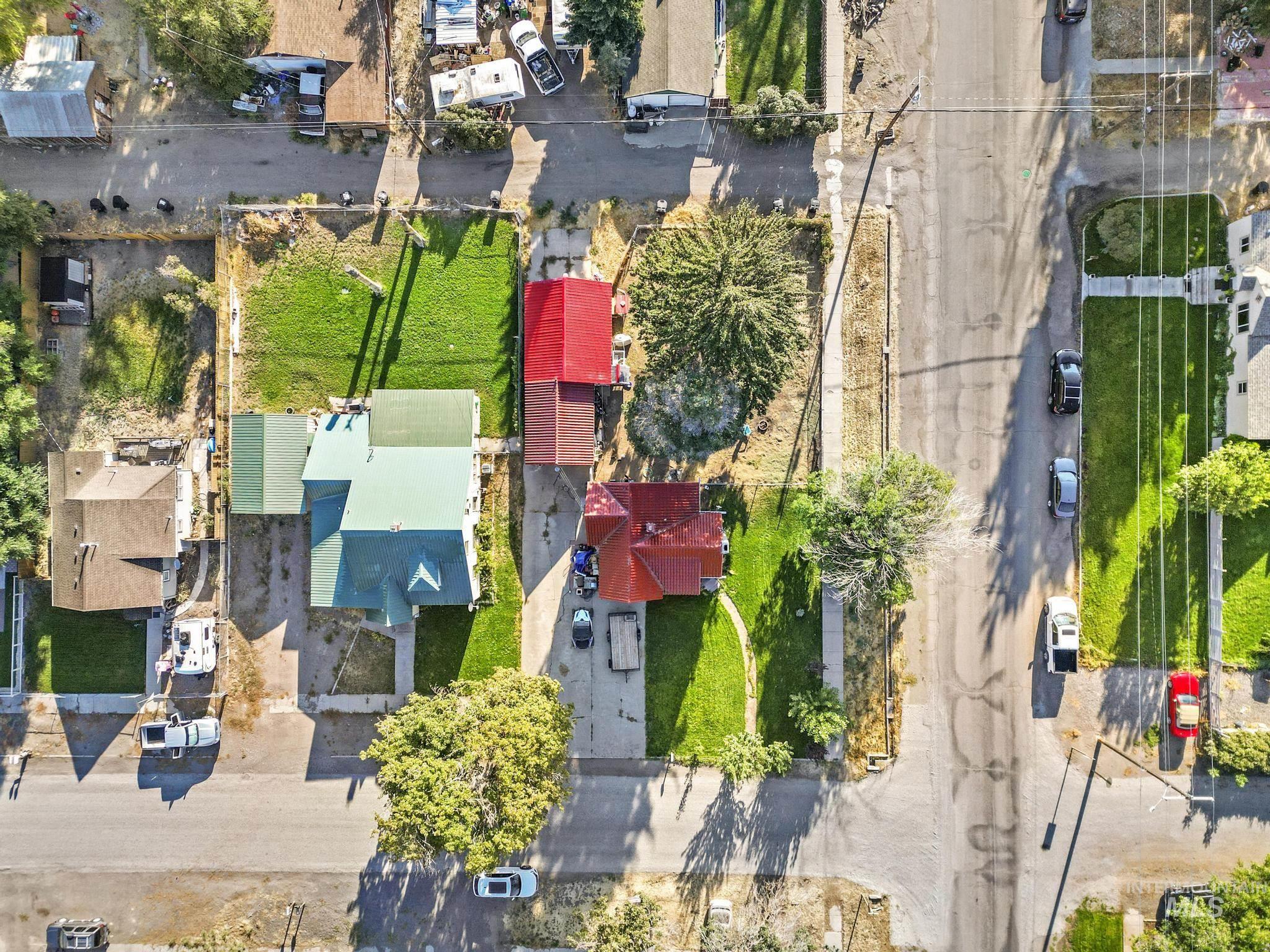 602 4th Avenue East, Gooding, Idaho 83330, 2 Bedrooms, 1 Bathroom, Residential For Sale, Price $259,990, 98963256