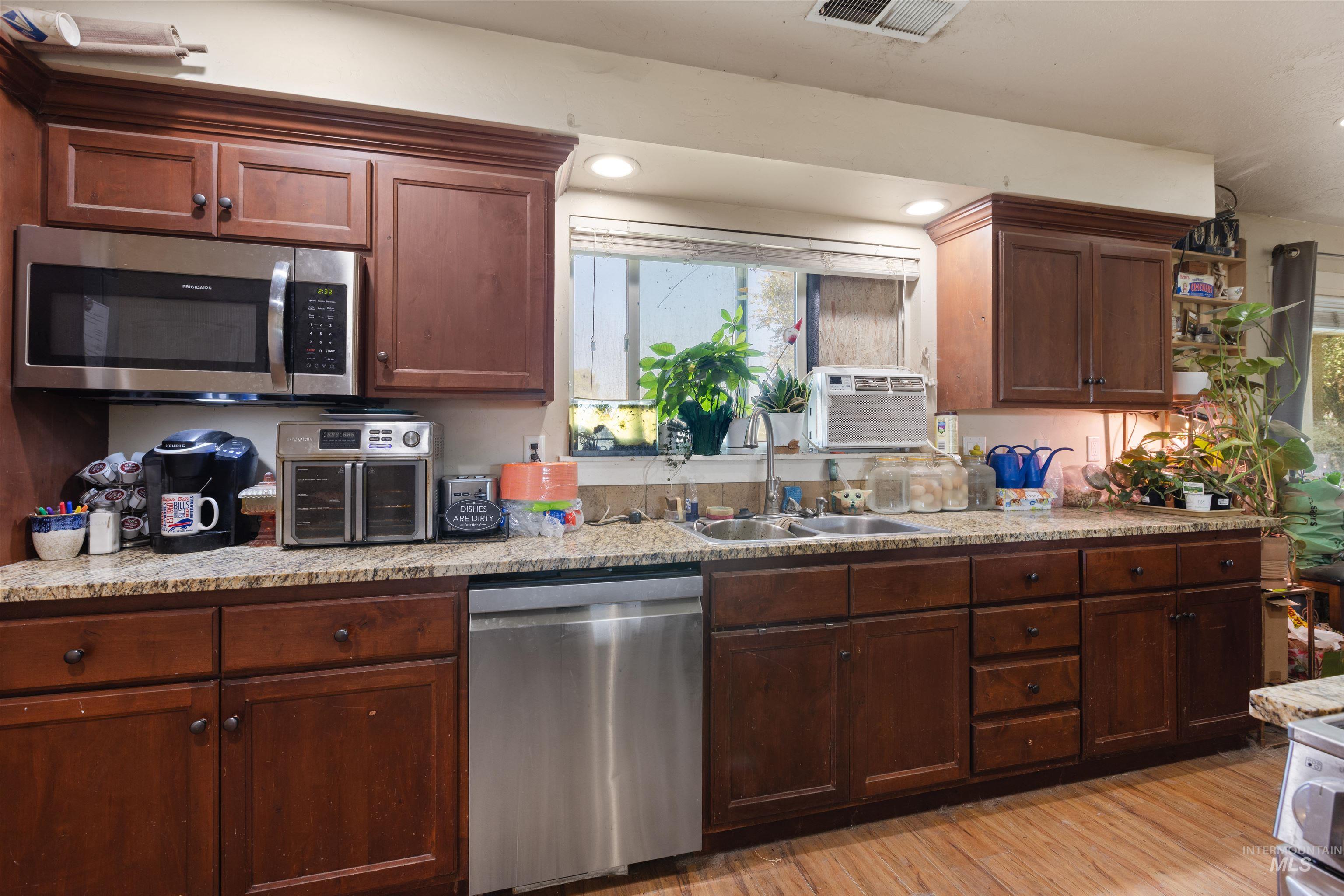 3614 Amity Ave, Nampa, Idaho 83687, 4 Bedrooms, 2.5 Bathrooms, Residential For Sale, Price $2,999,900,MLS 98963272