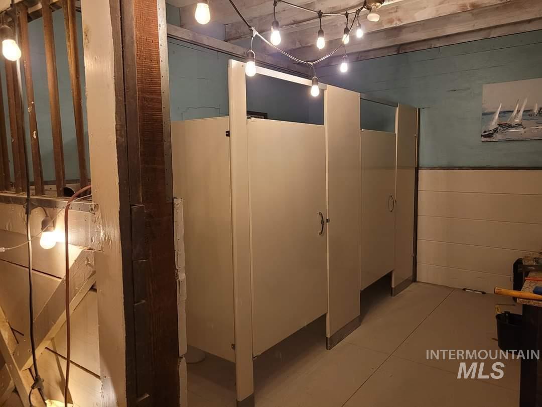 3614 Amity Ave, Nampa, Idaho 83687, 4 Bedrooms, 2.5 Bathrooms, Residential For Sale, Price $2,999,900, 98963272