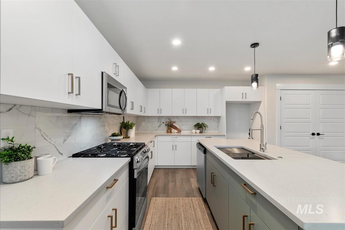 12510 Ochoco St, Nampa, Idaho 83651, 3 Bedrooms, 2.5 Bathrooms, Residential For Sale, Price $399,900,MLS 98963282