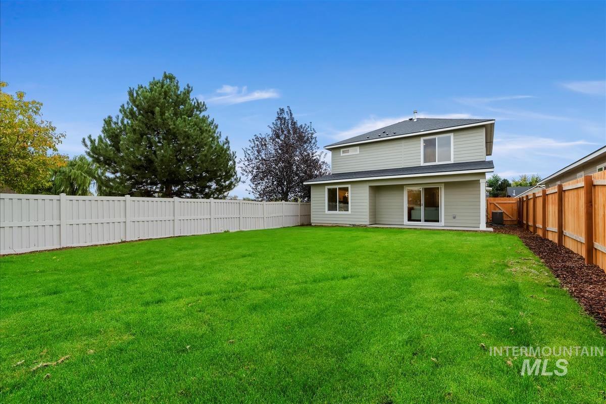 12510 Ochoco St, Nampa, Idaho 83651, 3 Bedrooms, 2.5 Bathrooms, Residential For Sale, Price $399,900,MLS 98963282
