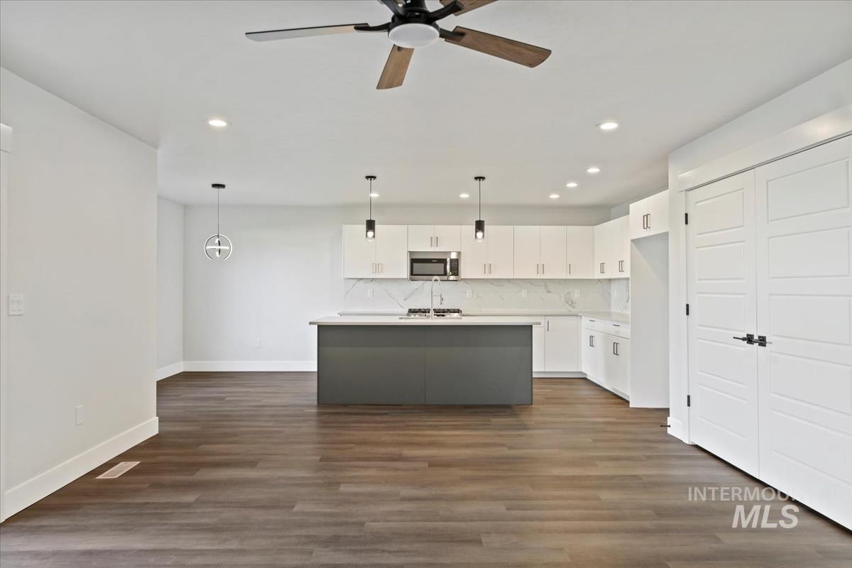 12510 Ochoco St, Nampa, Idaho 83651, 3 Bedrooms, 2.5 Bathrooms, Residential For Sale, Price $399,900,MLS 98963282