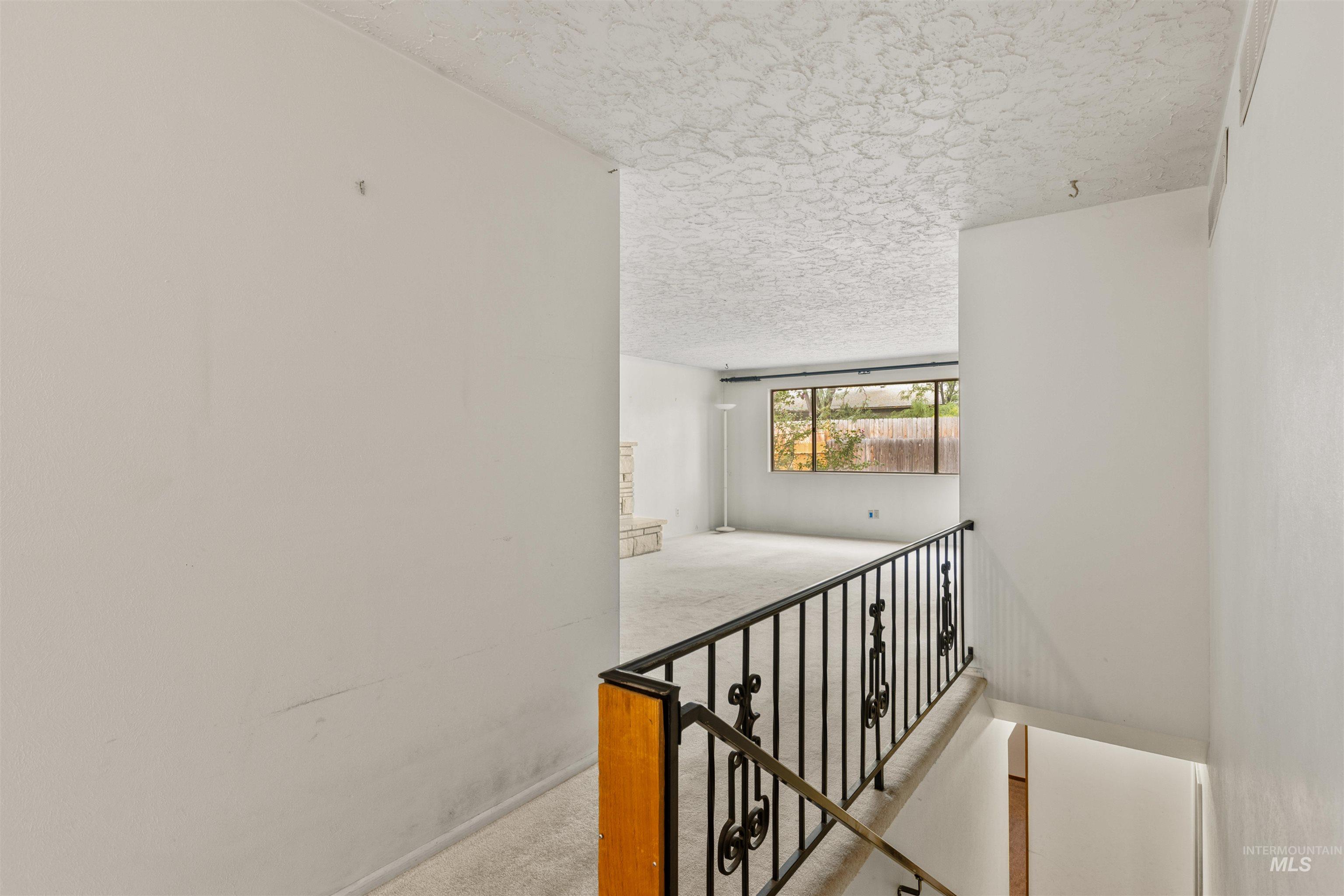 10866 W Sandhurst Dr, Boise, Idaho 83709-0263, 5 Bedrooms, 3 Bathrooms, Residential For Sale, Price $499,900,MLS 98963294