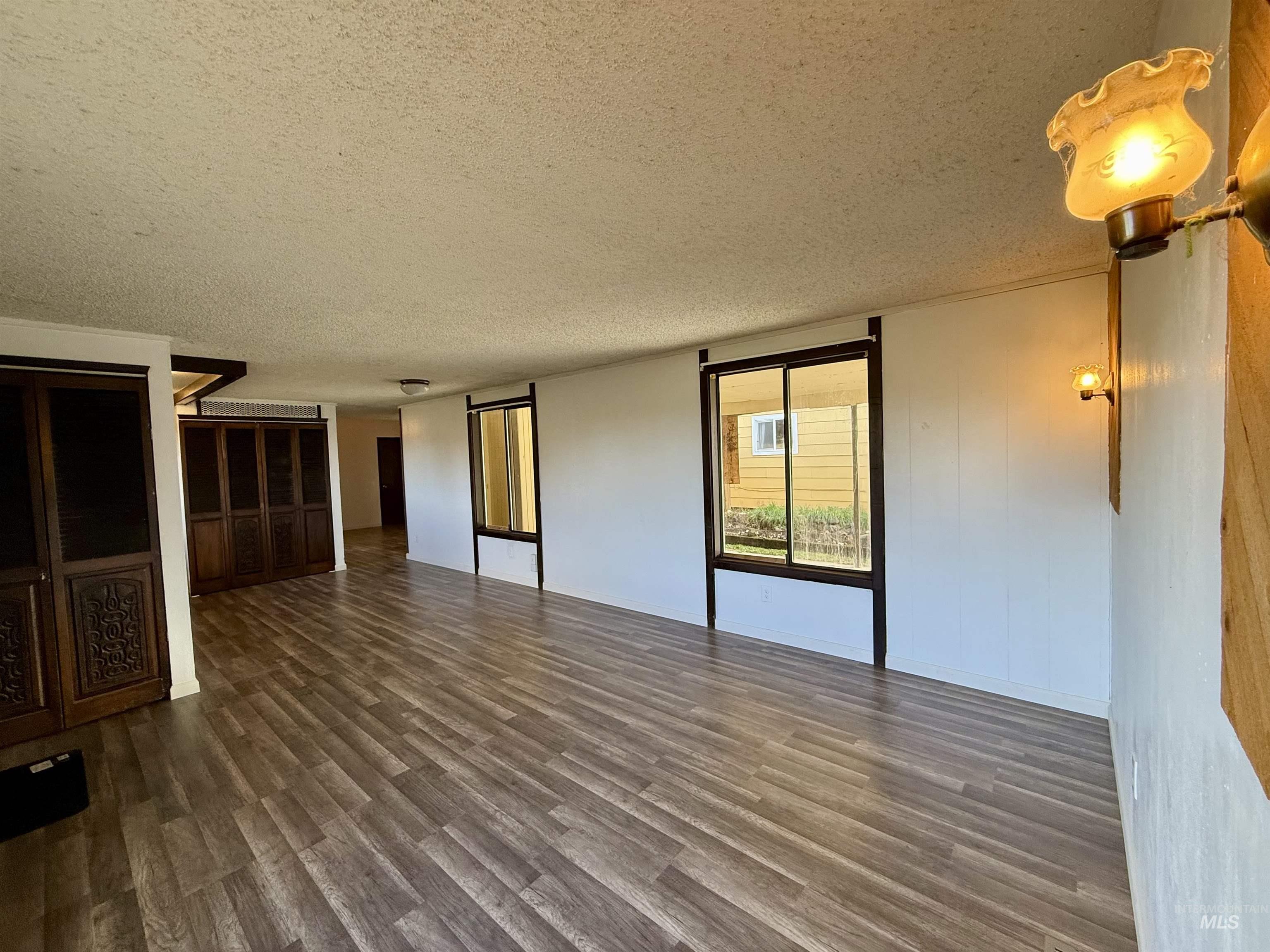 1920 E F St, Moscow, Idaho 83843, 4 Bedrooms, 2 Bathrooms, Residential For Sale, Price $285,000,MLS 98963315