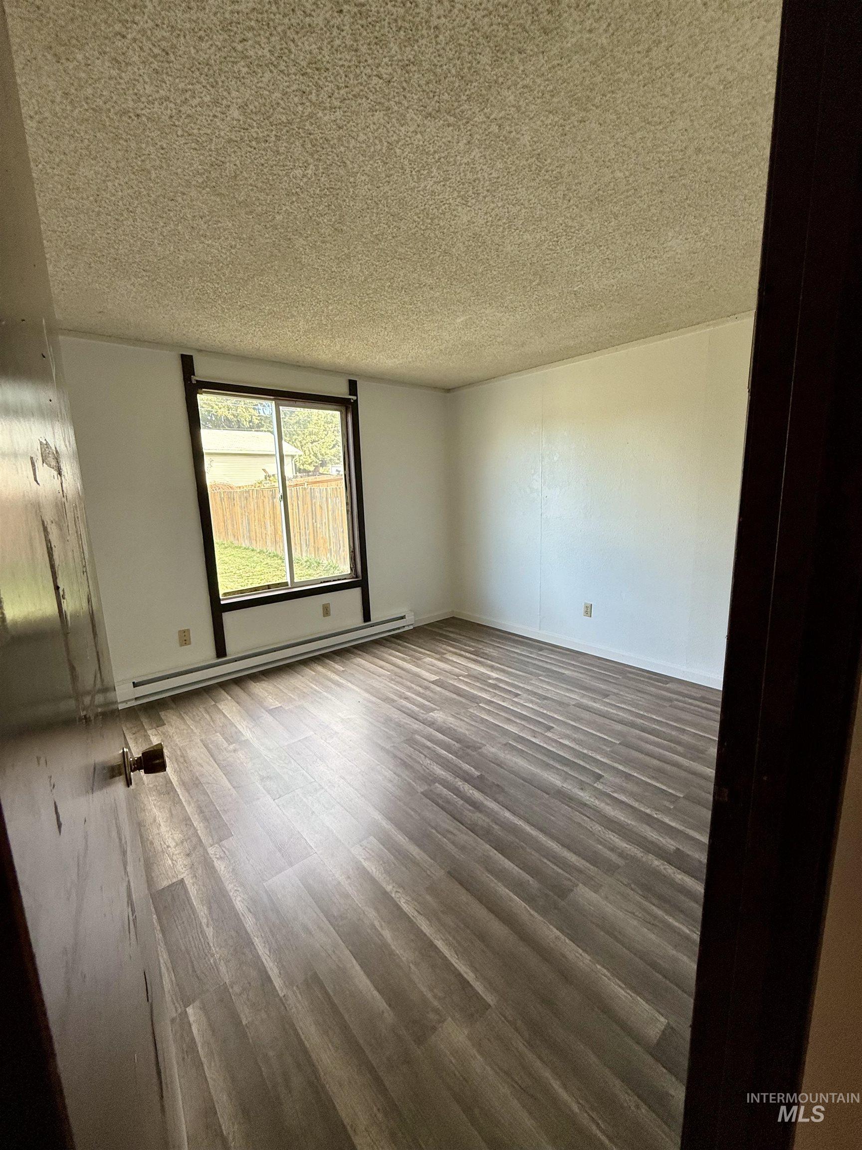 1920 E F St, Moscow, Idaho 83843, 4 Bedrooms, 2 Bathrooms, Residential For Sale, Price $285,000,MLS 98963315