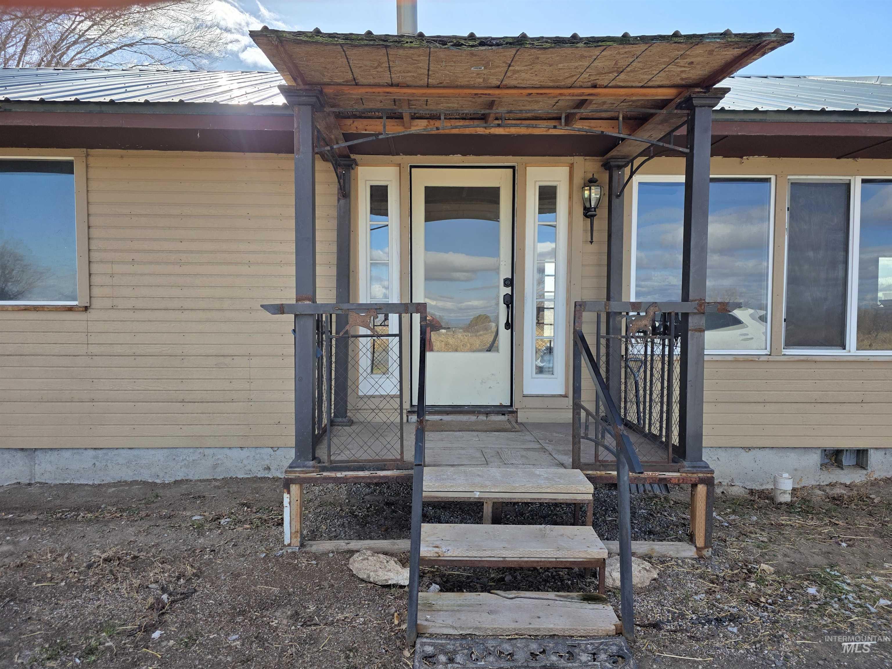 221 Juniper St, Buhl, Idaho 83316, 2 Bedrooms, 1 Bathroom, Residential For Sale, Price $265,000, 98963362