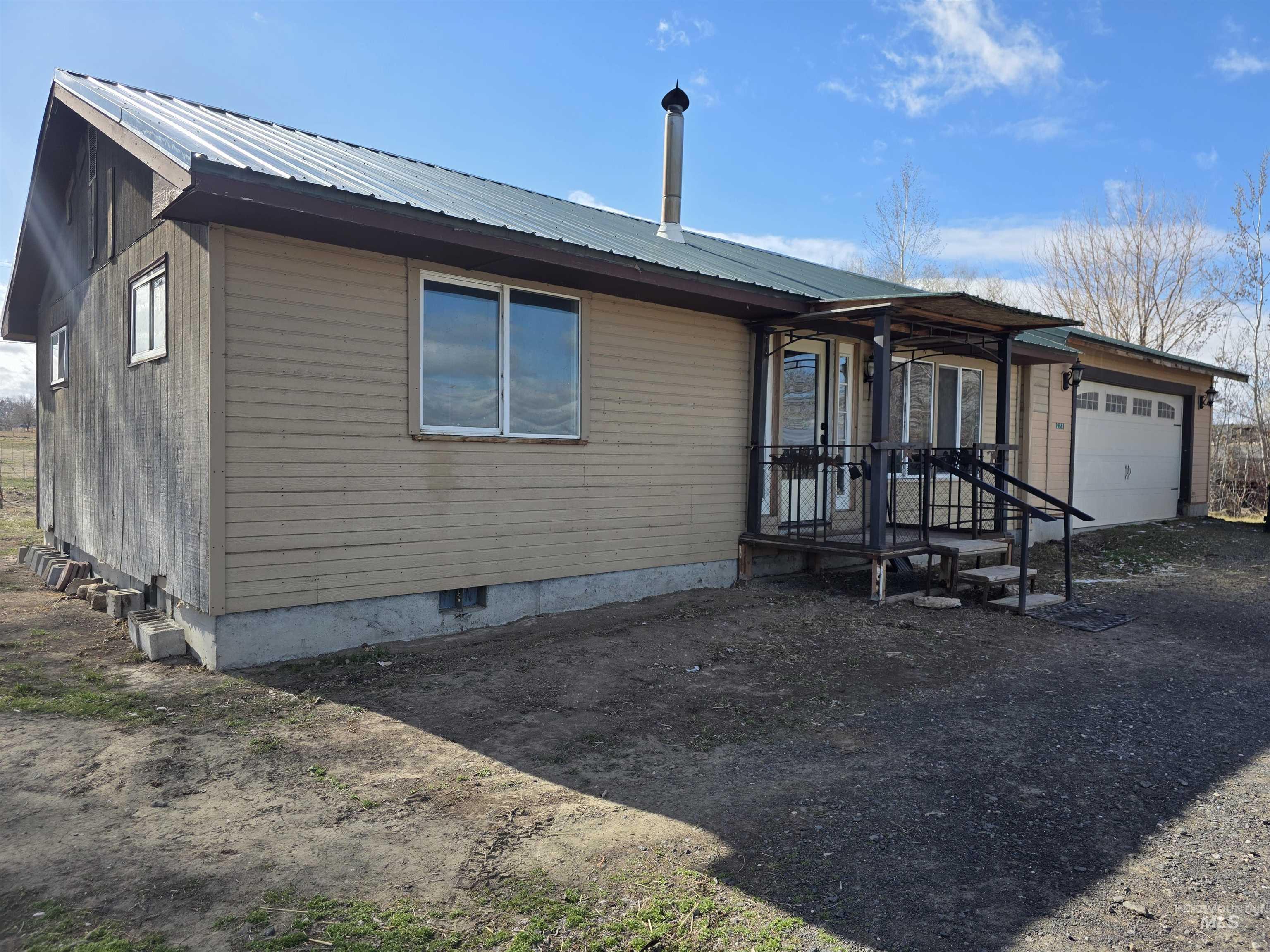 221 Juniper St, Buhl, Idaho 83316, 2 Bedrooms, 1 Bathroom, Residential For Sale, Price $265,000, 98963362