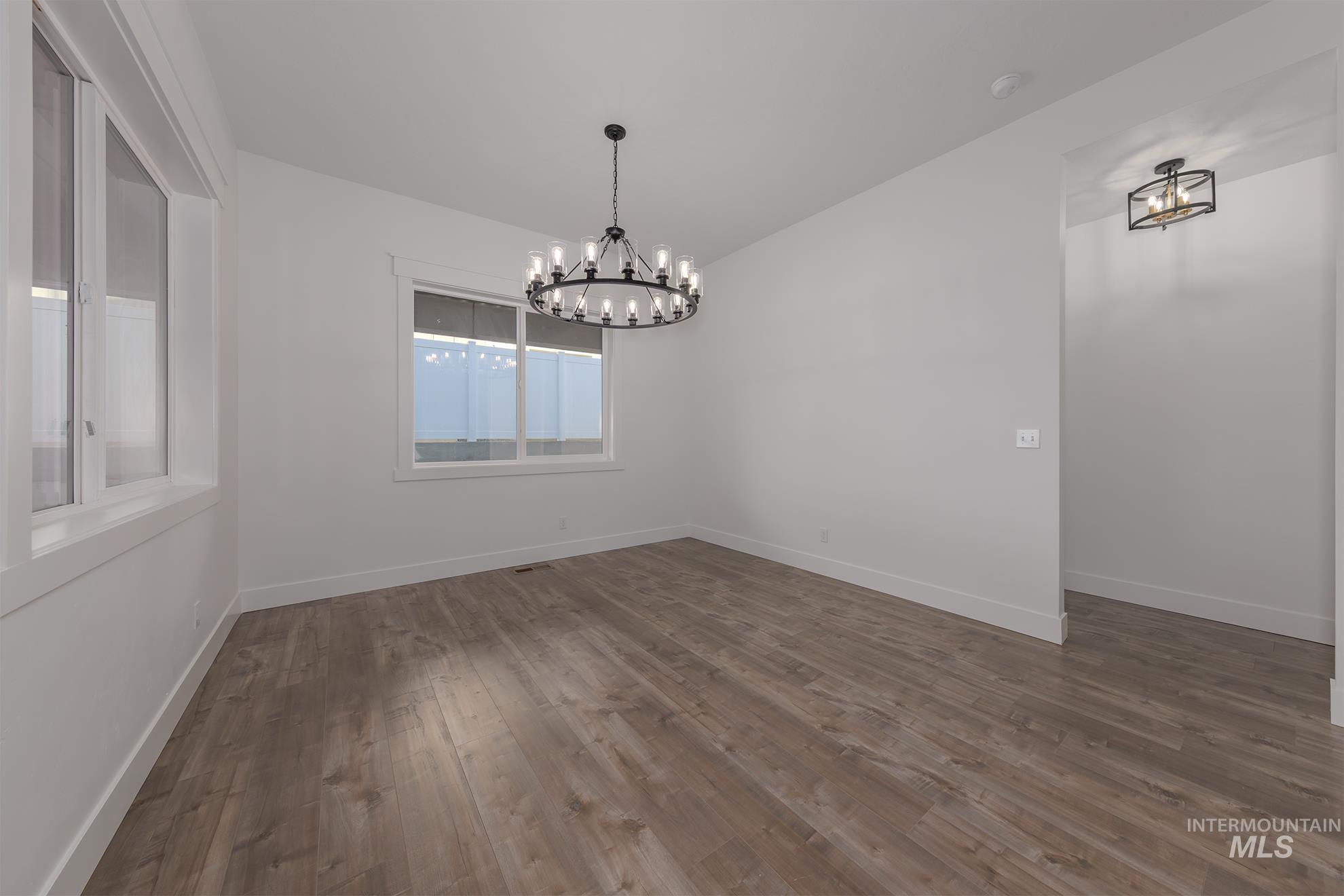 780 Oakmont, Payette, Idaho 83661, 4 Bedrooms, 2.5 Bathrooms, Residential For Sale, Price $590,000,MLS 98963364