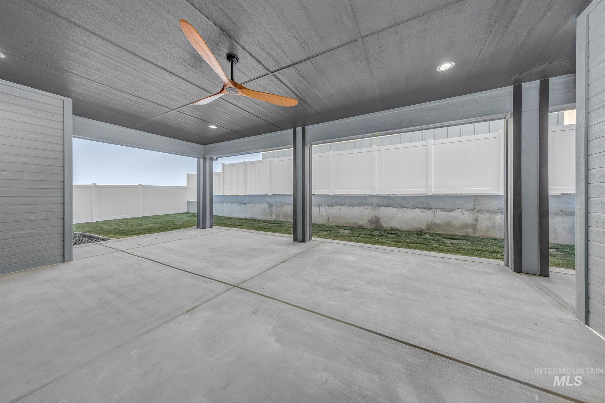 780 Oakmont, Payette, Idaho 83661, 4 Bedrooms, 2.5 Bathrooms, Residential For Sale, Price $590,000,MLS 98963364