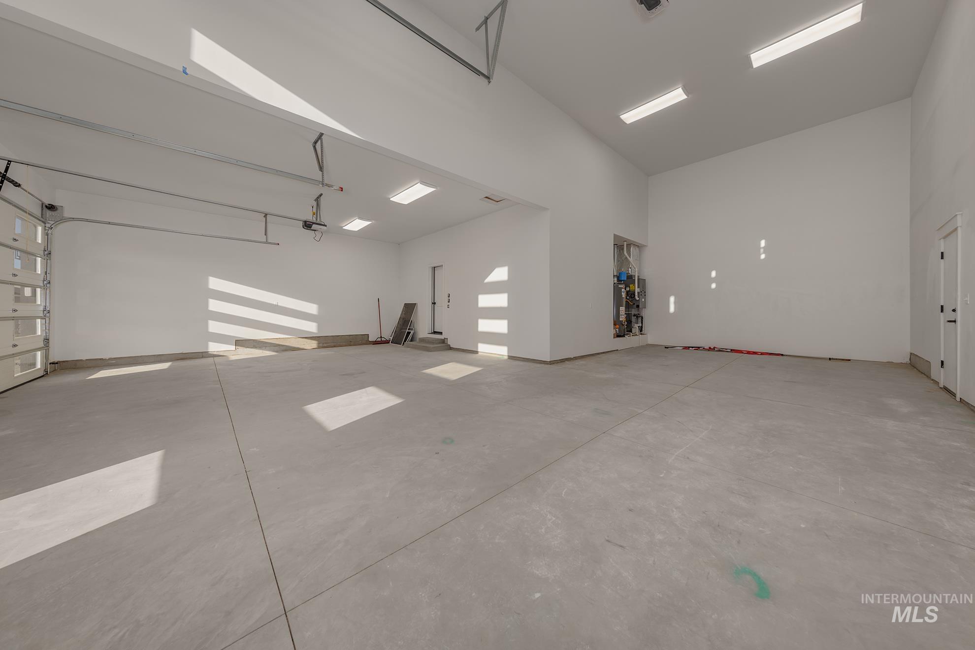 780 Oakmont, Payette, Idaho 83661, 4 Bedrooms, 2.5 Bathrooms, Residential For Sale, Price $590,000,MLS 98963364