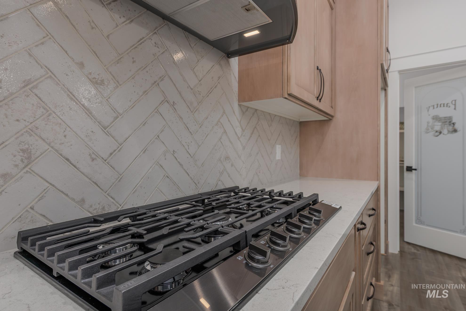 780 Oakmont, Payette, Idaho 83661, 4 Bedrooms, 2.5 Bathrooms, Residential For Sale, Price $590,000,MLS 98963364