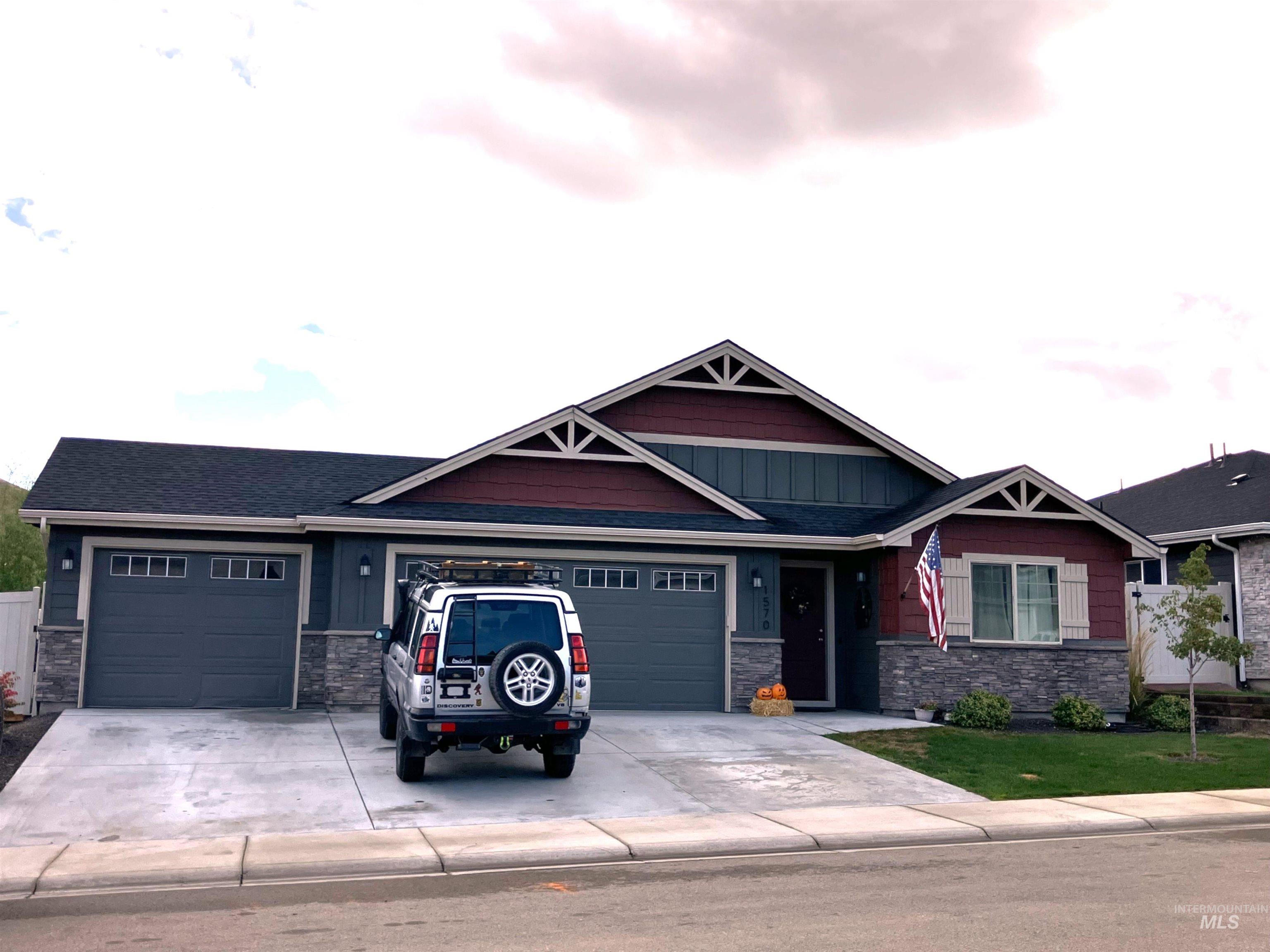 1570 Rome Ave, Emmett, Idaho 83617, 3 Bedrooms, 2 Bathrooms, Residential For Sale, Price $409,900,MLS 98963368