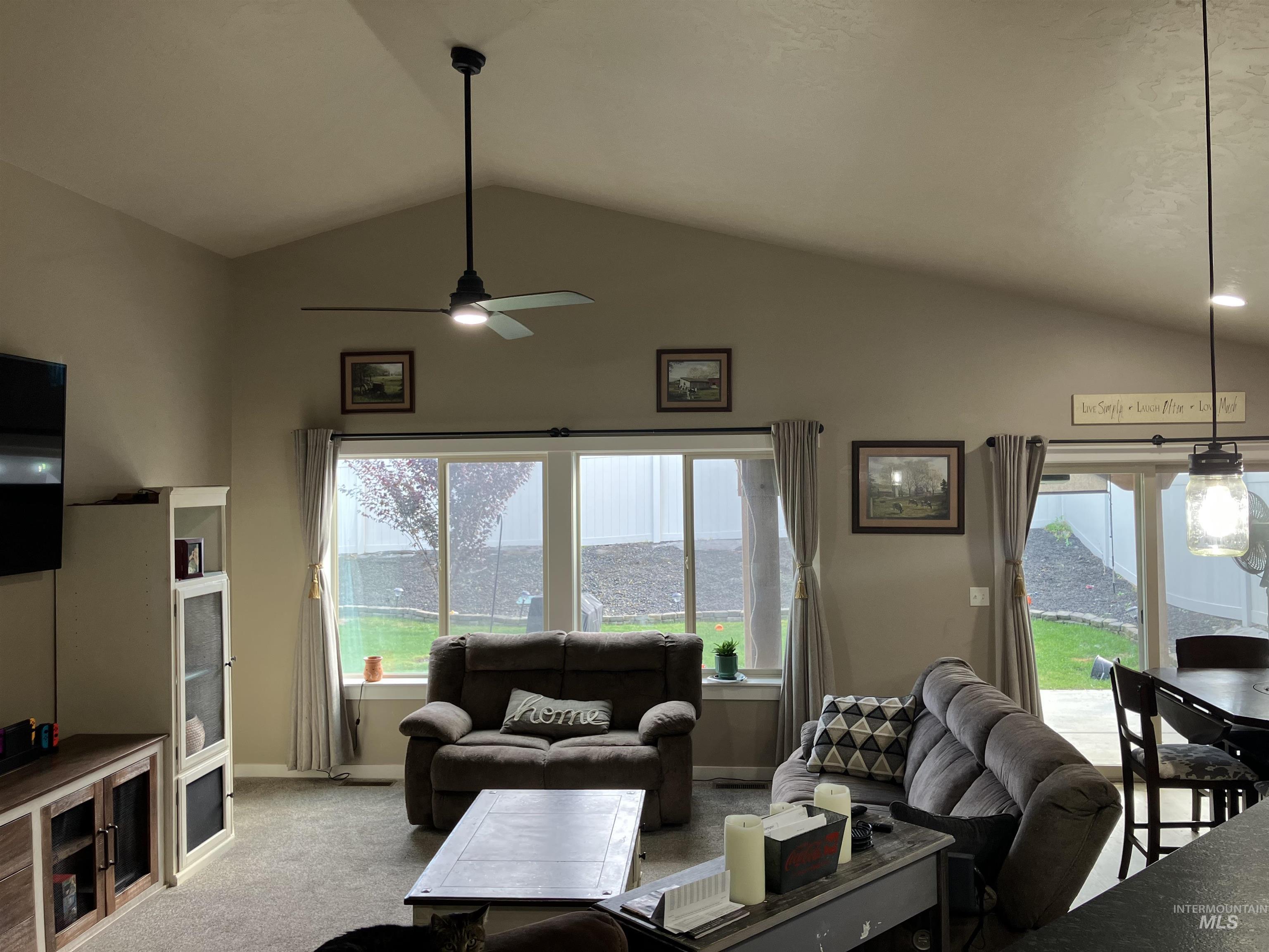 1570 Rome Ave, Emmett, Idaho 83617, 3 Bedrooms, 2 Bathrooms, Residential For Sale, Price $409,900,MLS 98963368