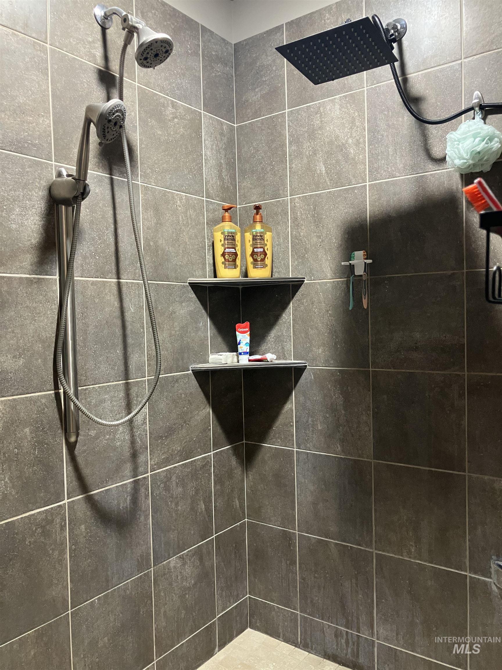 1570 Rome Ave, Emmett, Idaho 83617, 3 Bedrooms, 2 Bathrooms, Residential For Sale, Price $409,900,MLS 98963368