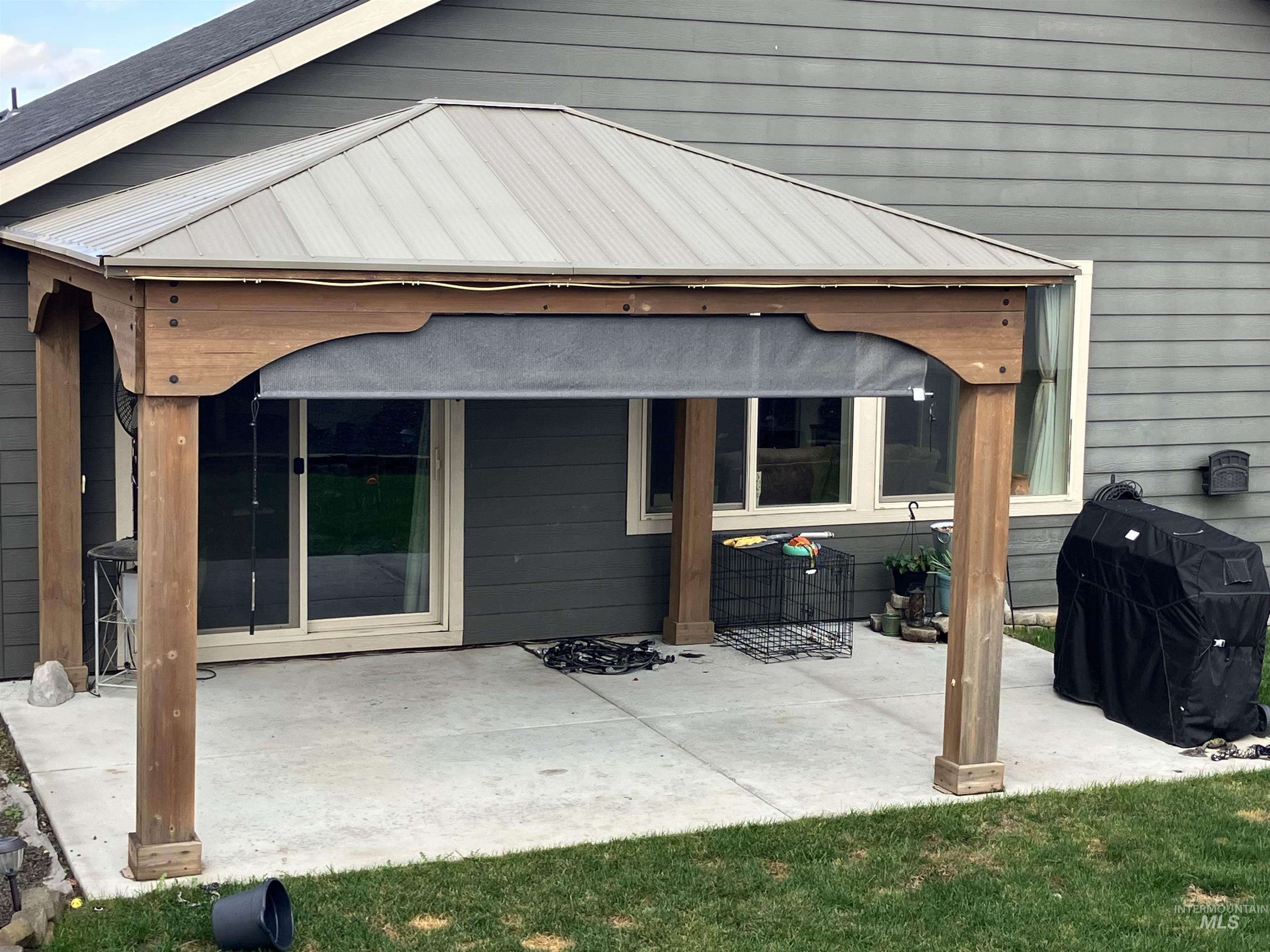 1570 Rome Ave, Emmett, Idaho 83617, 3 Bedrooms, 2 Bathrooms, Residential For Sale, Price $409,900,MLS 98963368