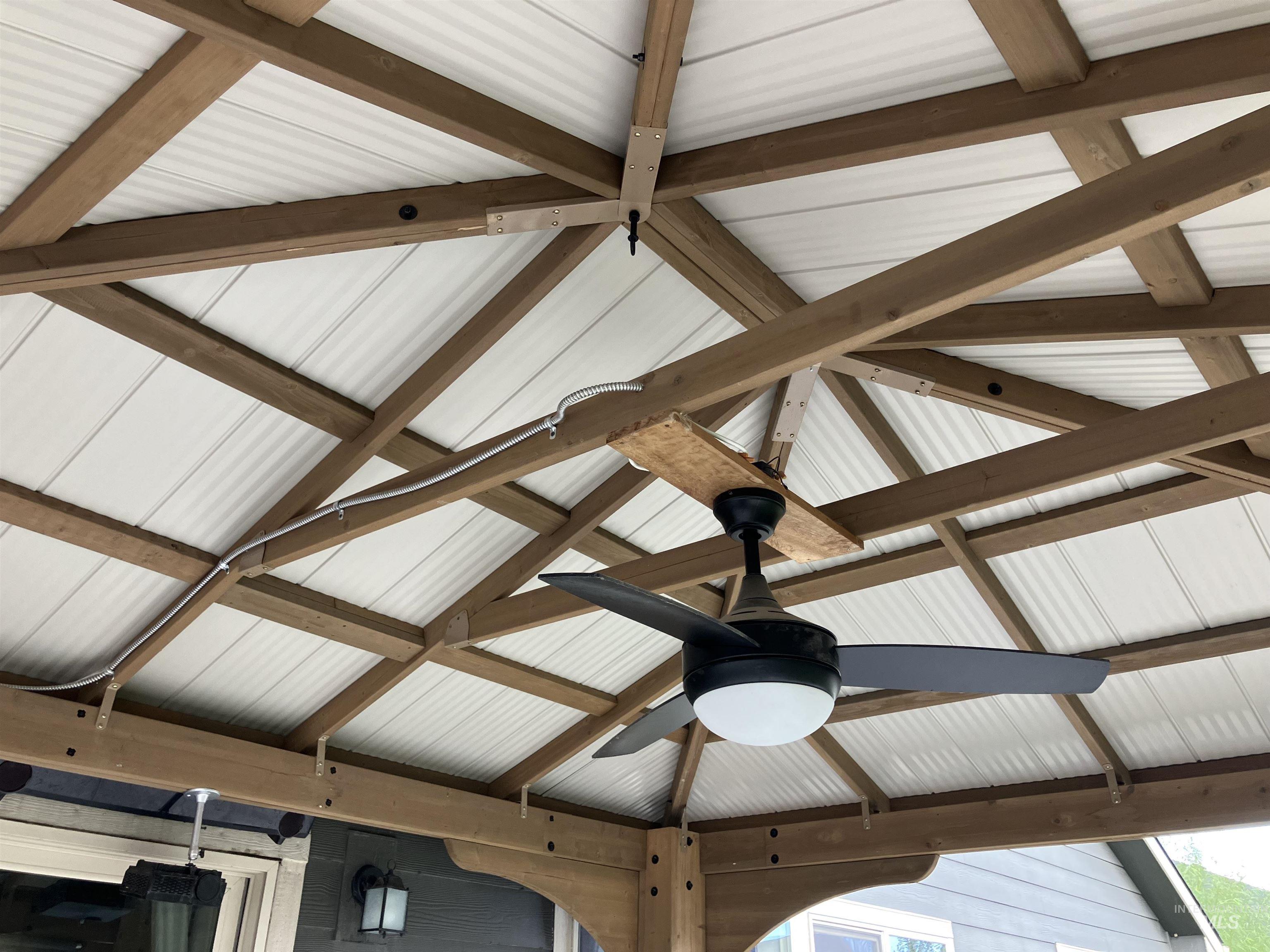 1570 Rome Ave, Emmett, Idaho 83617, 3 Bedrooms, 2 Bathrooms, Residential For Sale, Price $409,900,MLS 98963368