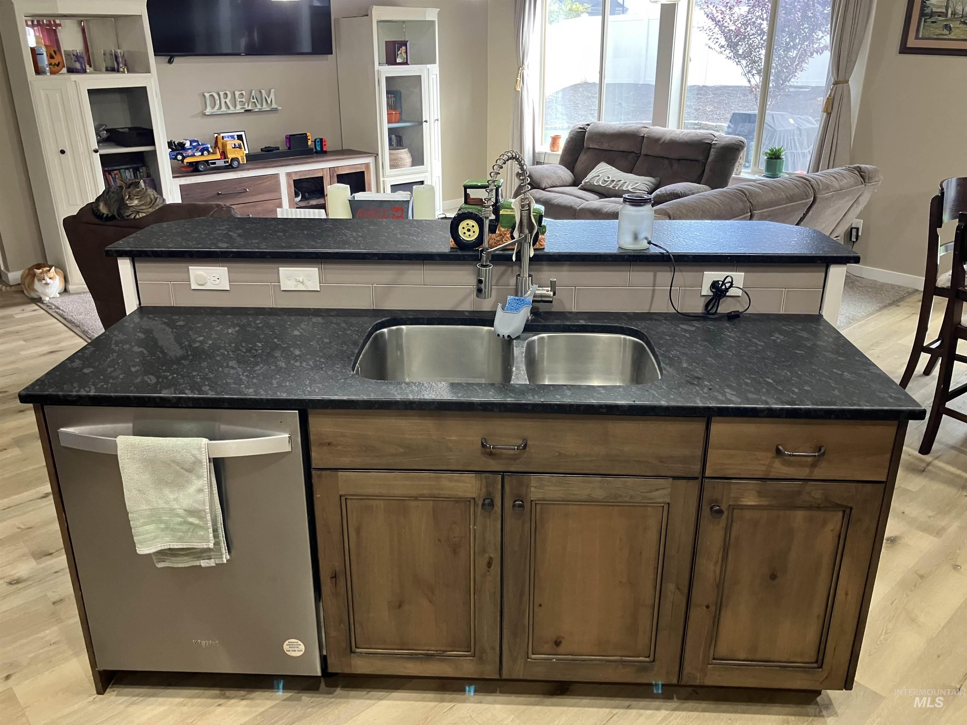 1570 Rome Ave, Emmett, Idaho 83617, 3 Bedrooms, 2 Bathrooms, Residential For Sale, Price $409,900,MLS 98963368