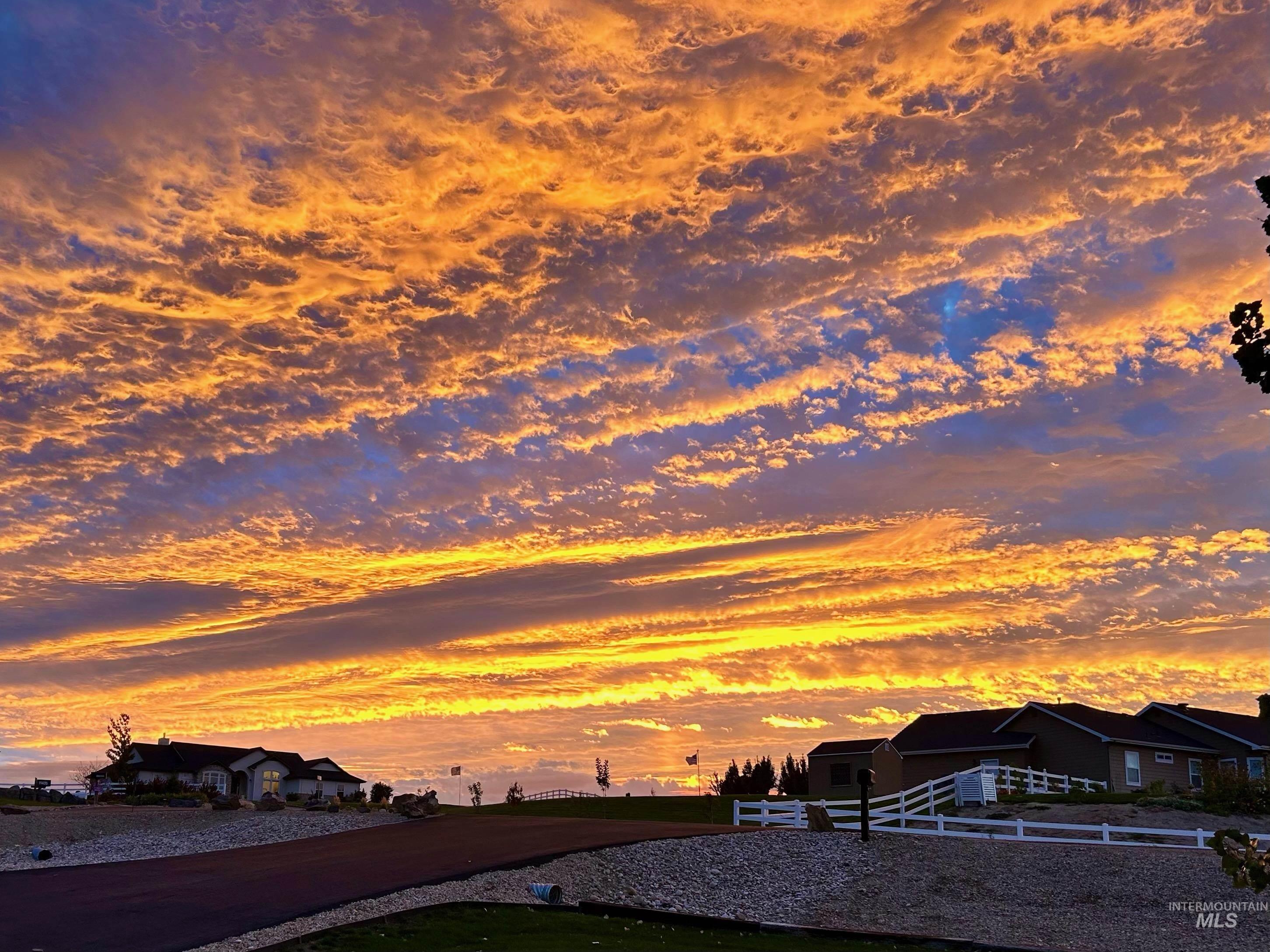 11326 W Rio Rd, Caldwell, Idaho 83607-4816, 3 Bedrooms, 3 Bathrooms, Residential For Sale, Price $1,239,000, 98963390